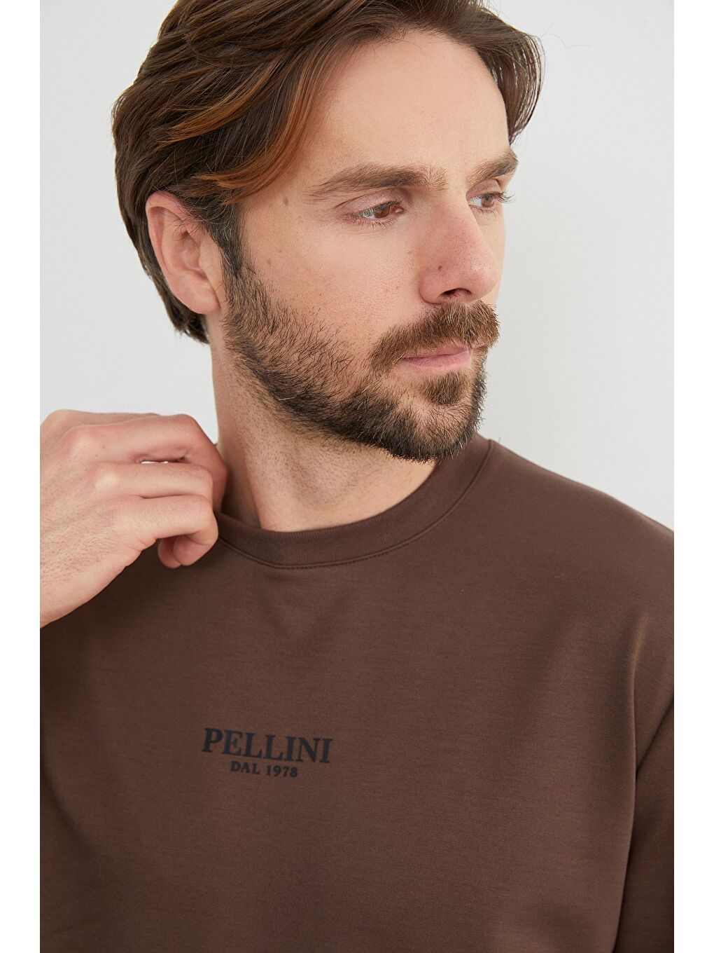 Kahverengi Pellını Yazı Kabartmalı Bisiklet Yaka Sweatshirt-2