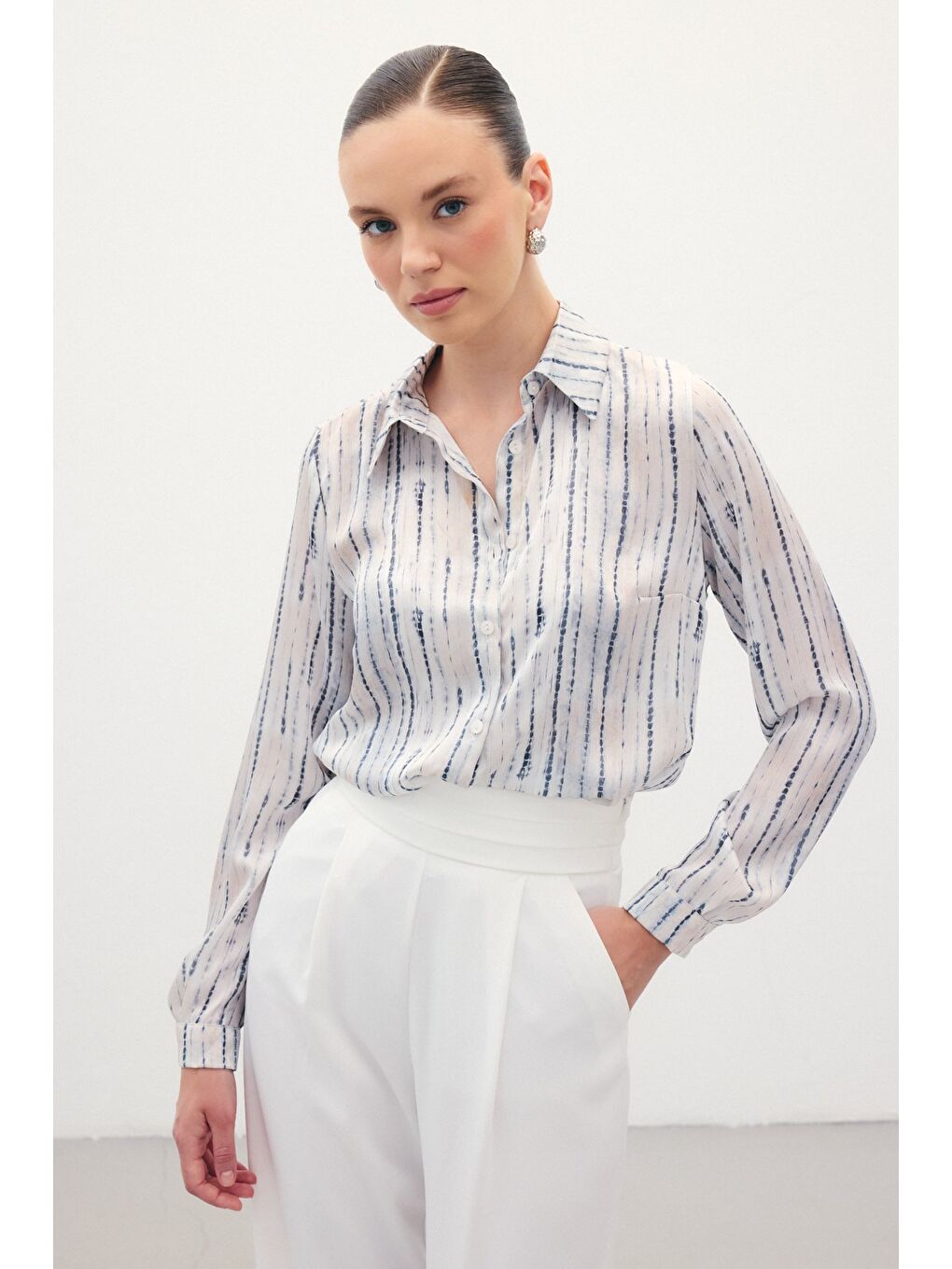 Desenli Klasik Gömlek - Siyah-3