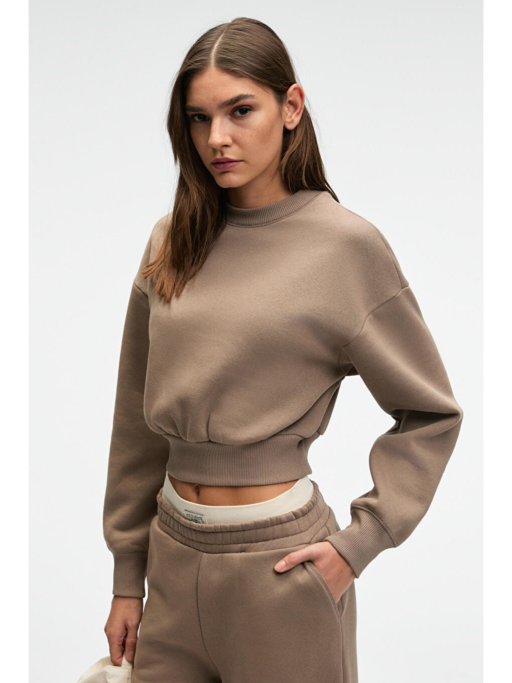 Bej Karalıs Kadın Pamuklu Bisiklet Yaka Crop Vizon Sweatshirt-1