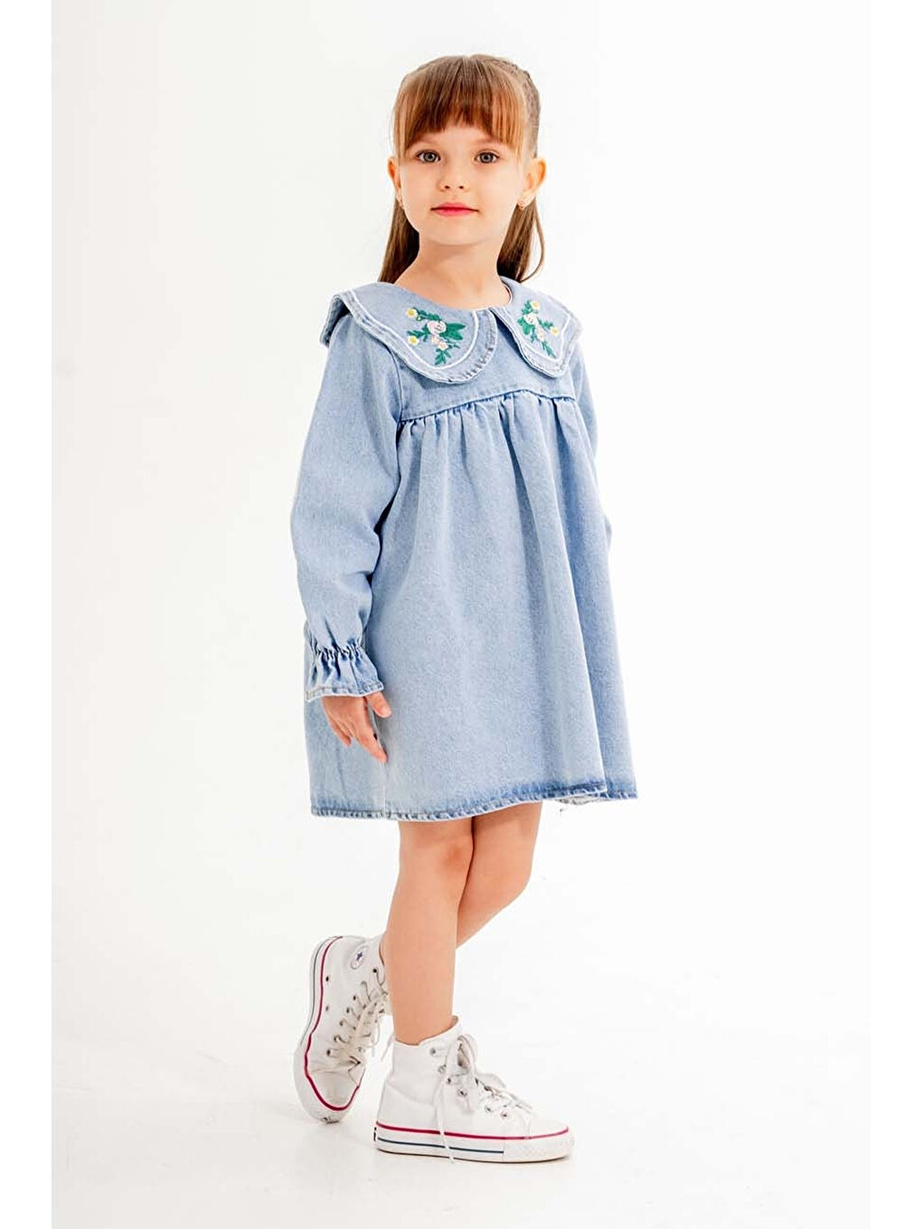 Mavi Yakası Çiçek Nakışlı Uzun Kol Kız Çocuk Jean Elbise 20115-2