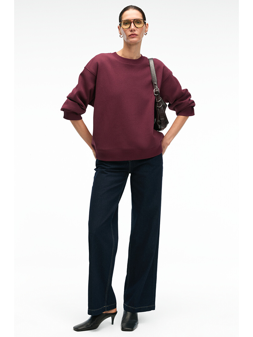 Esme Kadın Oversize Yuvarlak Yakalı Kol Ucu Ve Etek Ucu Manşetli Bordo Sweatshirt-4