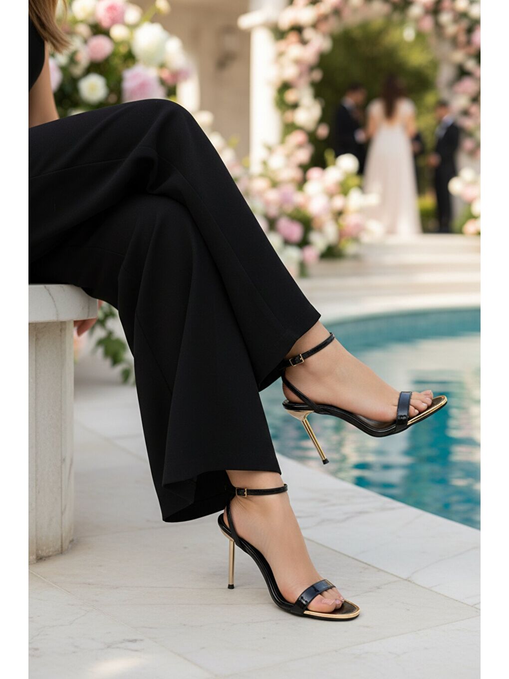 Siyah Hafif İnce Topuklu Kadın Topuklu Abiye Ayakkabı 608402 Z-2