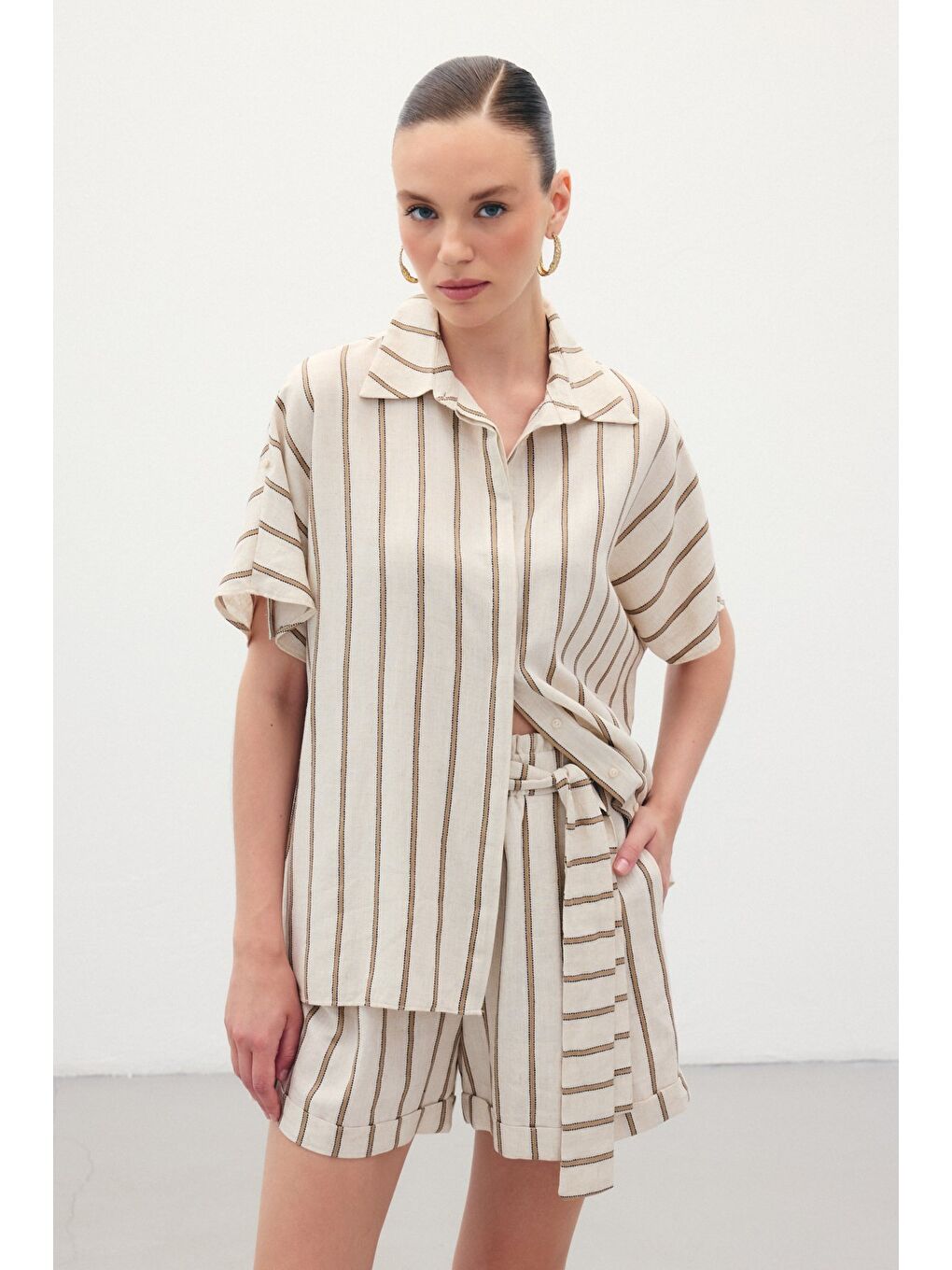 Kahverengi Kısa Kollu Keten Karışımlı Gömlek - Camel-4