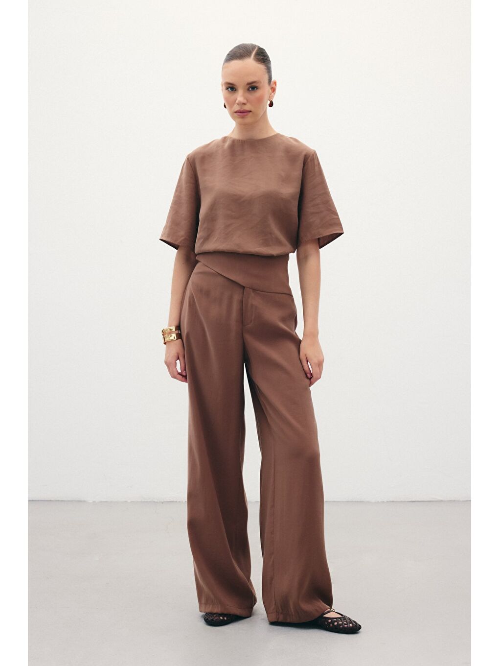 Kahverengi Kemer Detaylı Modal Pantolon - Kahve-3