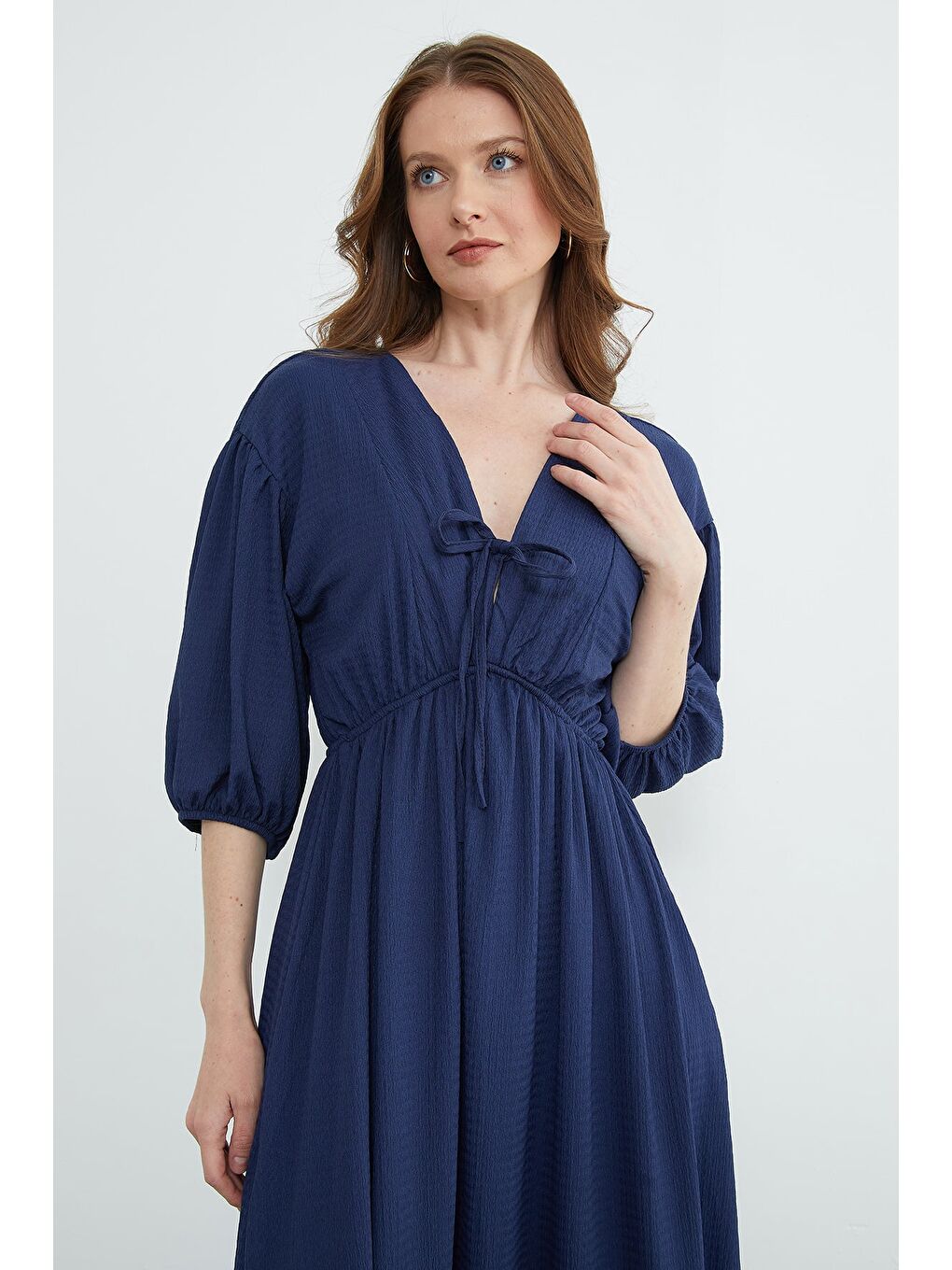 Lacivert Önü Bağlamalı Beli Lastikli Maxi Boy Elbise-4