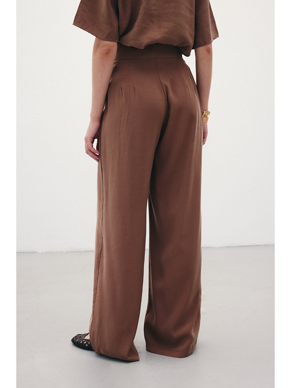 Kahverengi Kemer Detaylı Modal Pantolon - Kahve-7