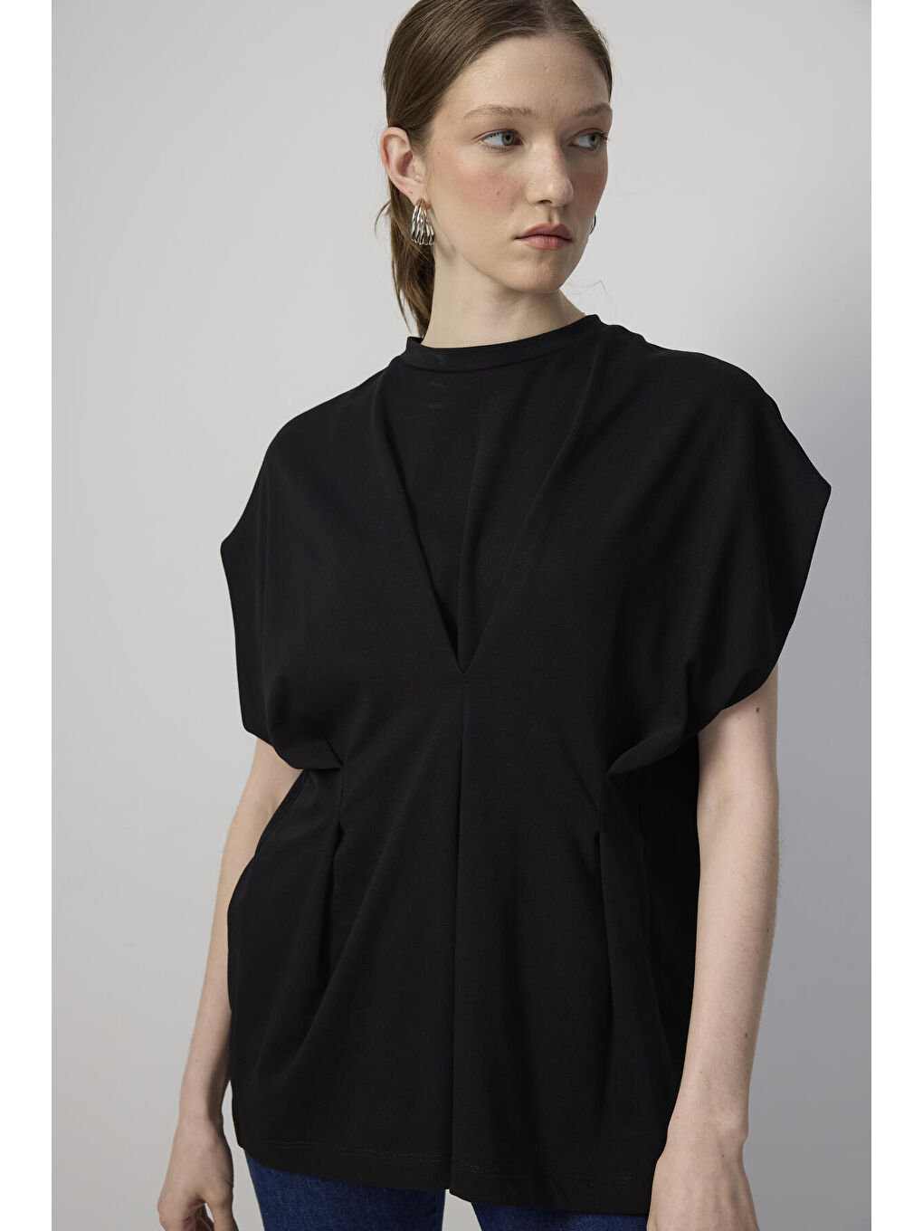 Siyah Pens Detaylı Kısa Kollu T-Shirt-2