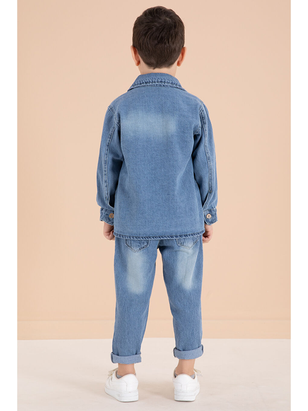 Mavi Düğmeli Jean Ceketli Pantolonlu Erkek Çocuk 3lü Takım 20011-4