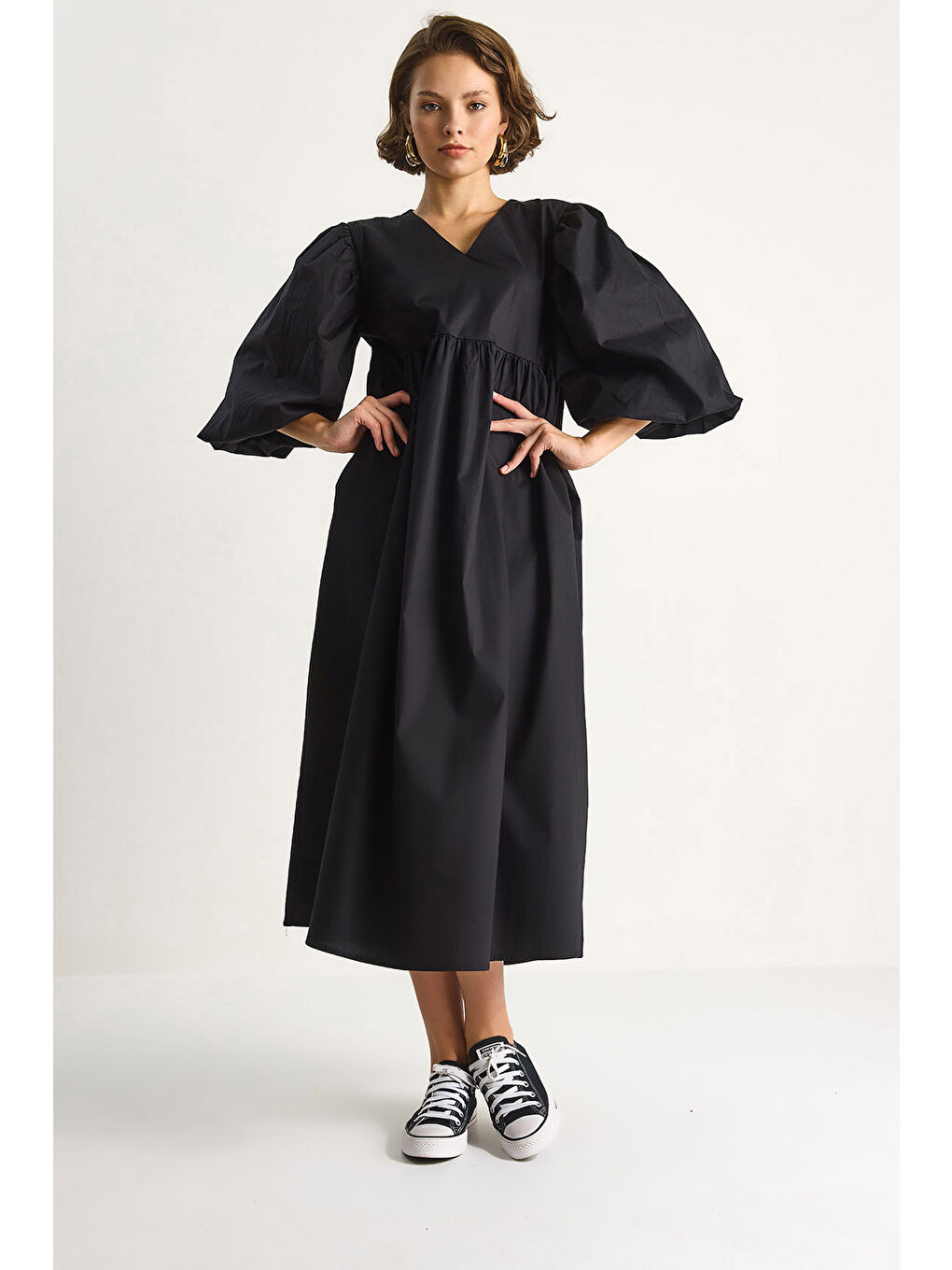 Siyah Kadın V Yaka Balon Kol Uzun Elbise-3