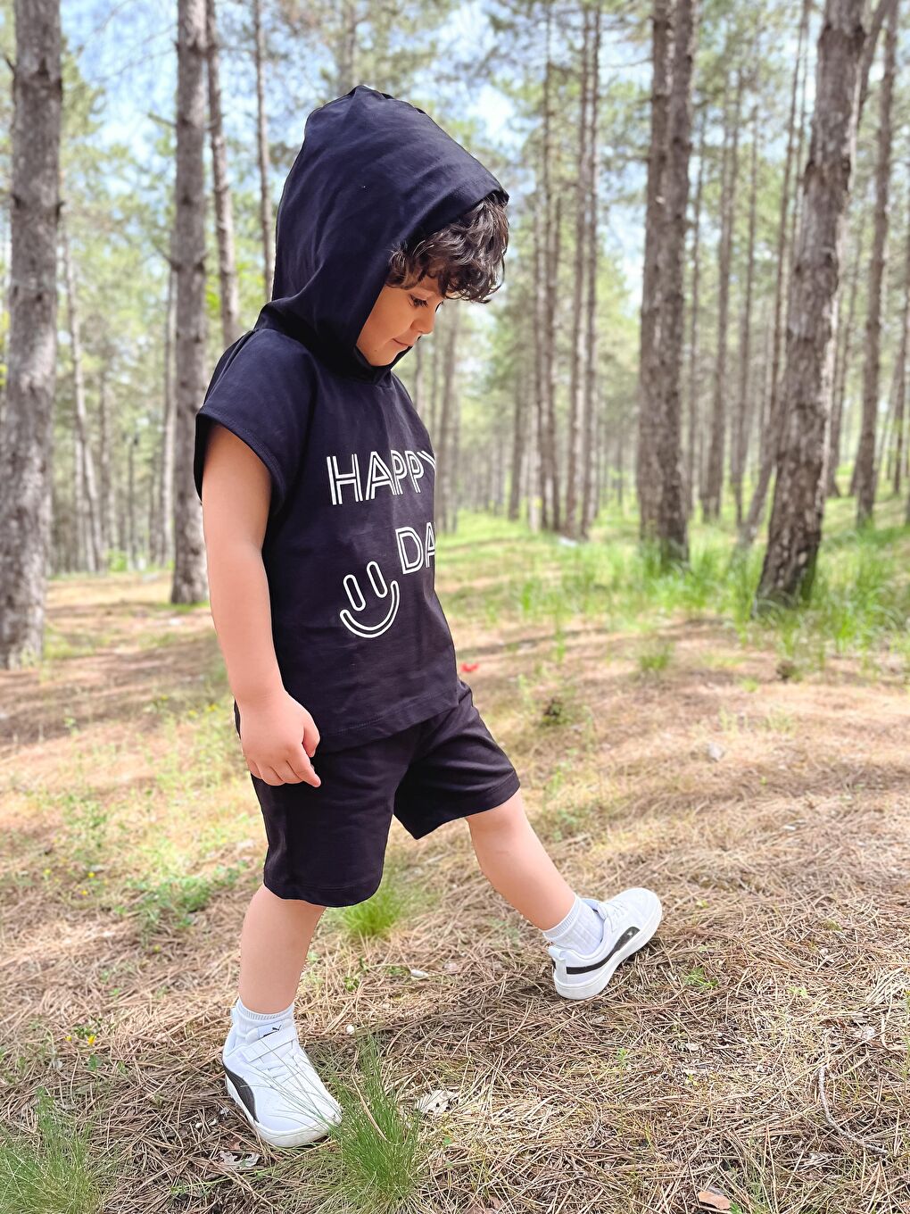 Siyah Kapüşonlu Yazlık Baskılı Takım 2404KPSNYZLYK-4