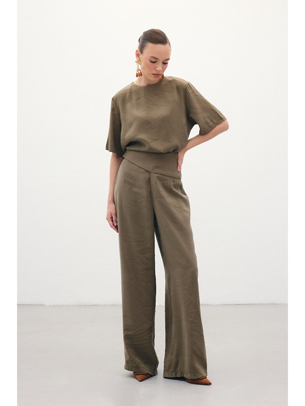 Kemer Detaylı Modal Pantolon - Haki-2