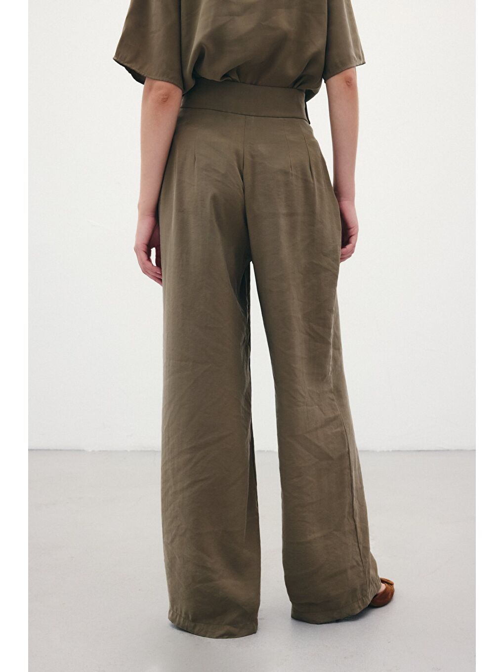 Kemer Detaylı Modal Pantolon - Haki-4