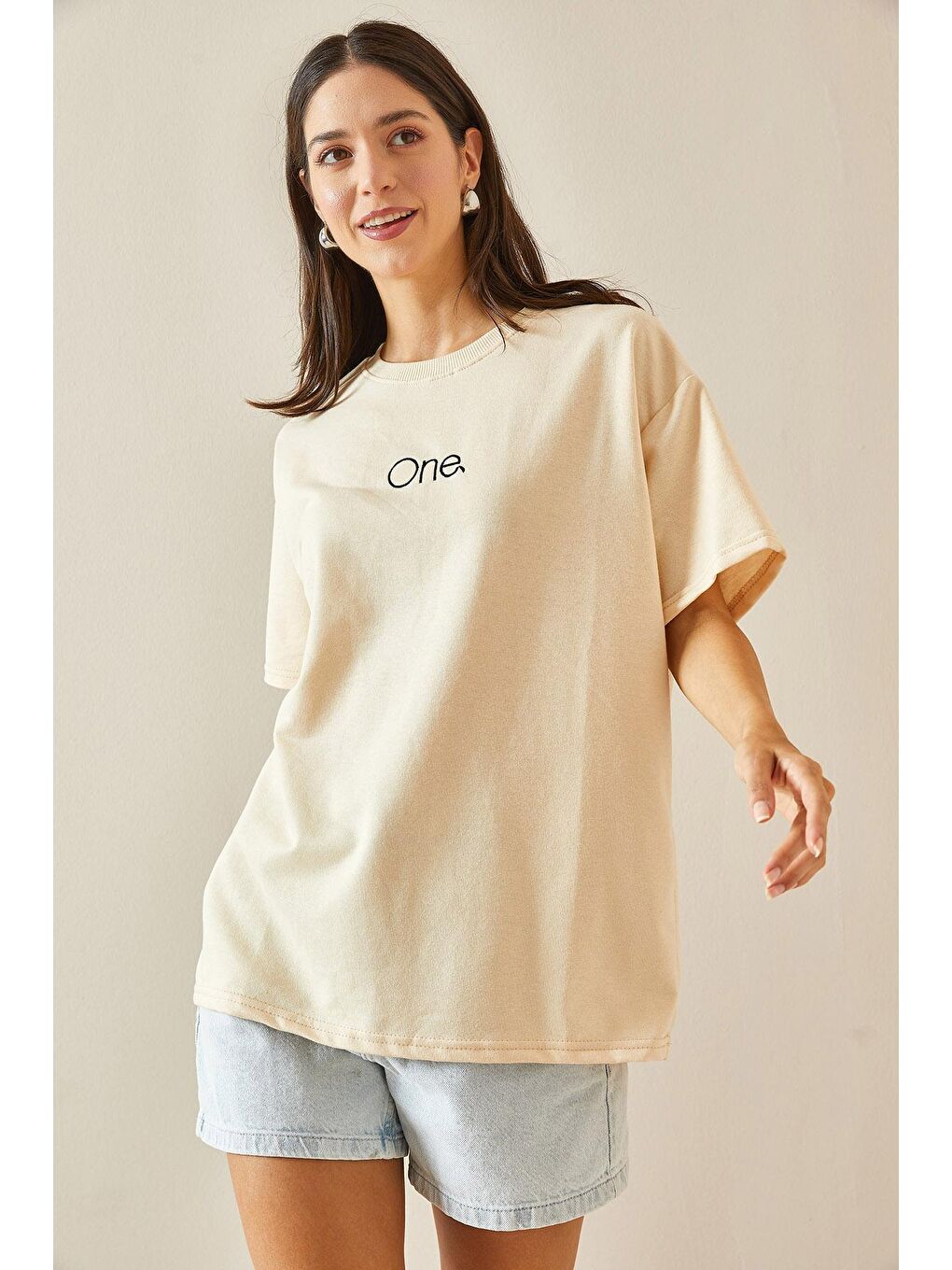 XHAN Bej Bisiklet Yaka Yazılı Oversize Tshirt 5YXK1-48703-25