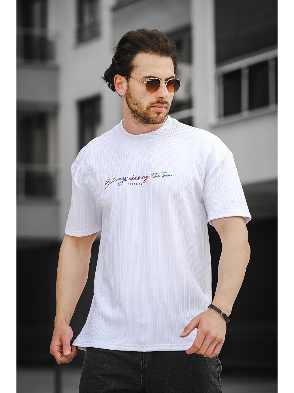 Beyaz Bisiklet Yaka Kısa Kollu Yazı Baskılı  Erkek Tişört-1