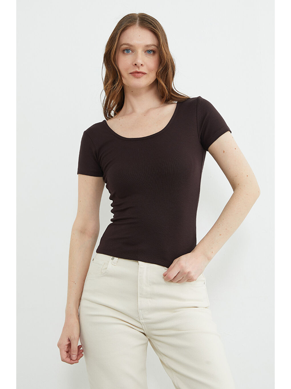 Kahverengi Basic U Yaka Crop Tişört