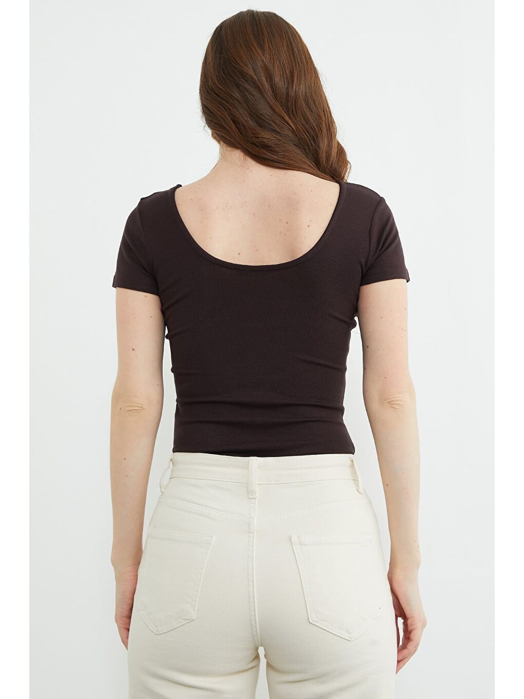 Kahverengi Basic U Yaka Crop Tişört-4