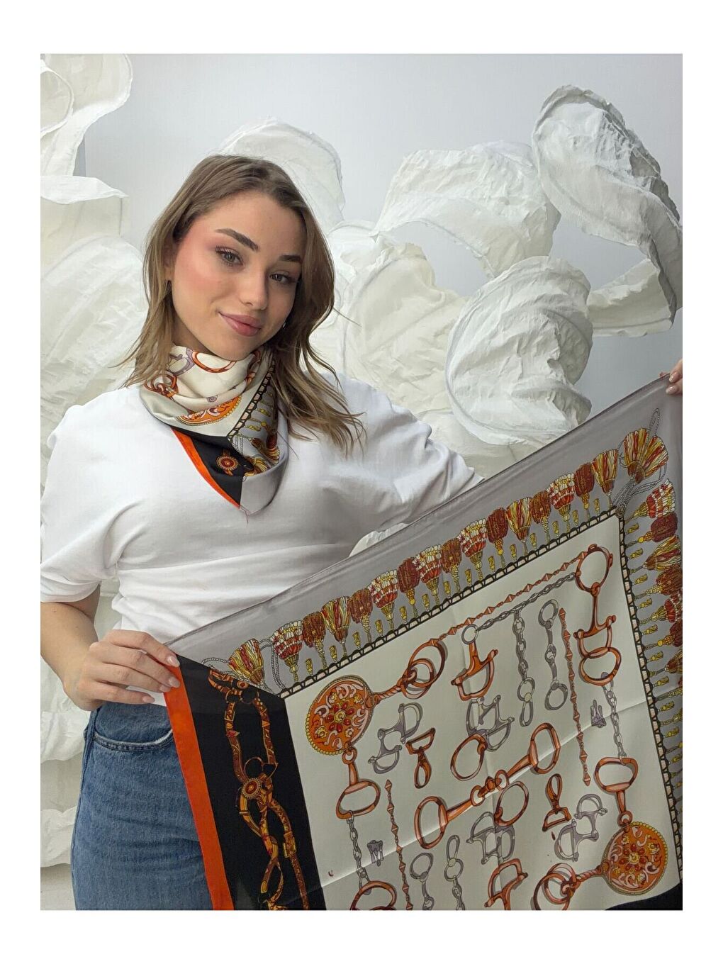 Zincir Desenli Siyah 70x70 Fular FLR3022