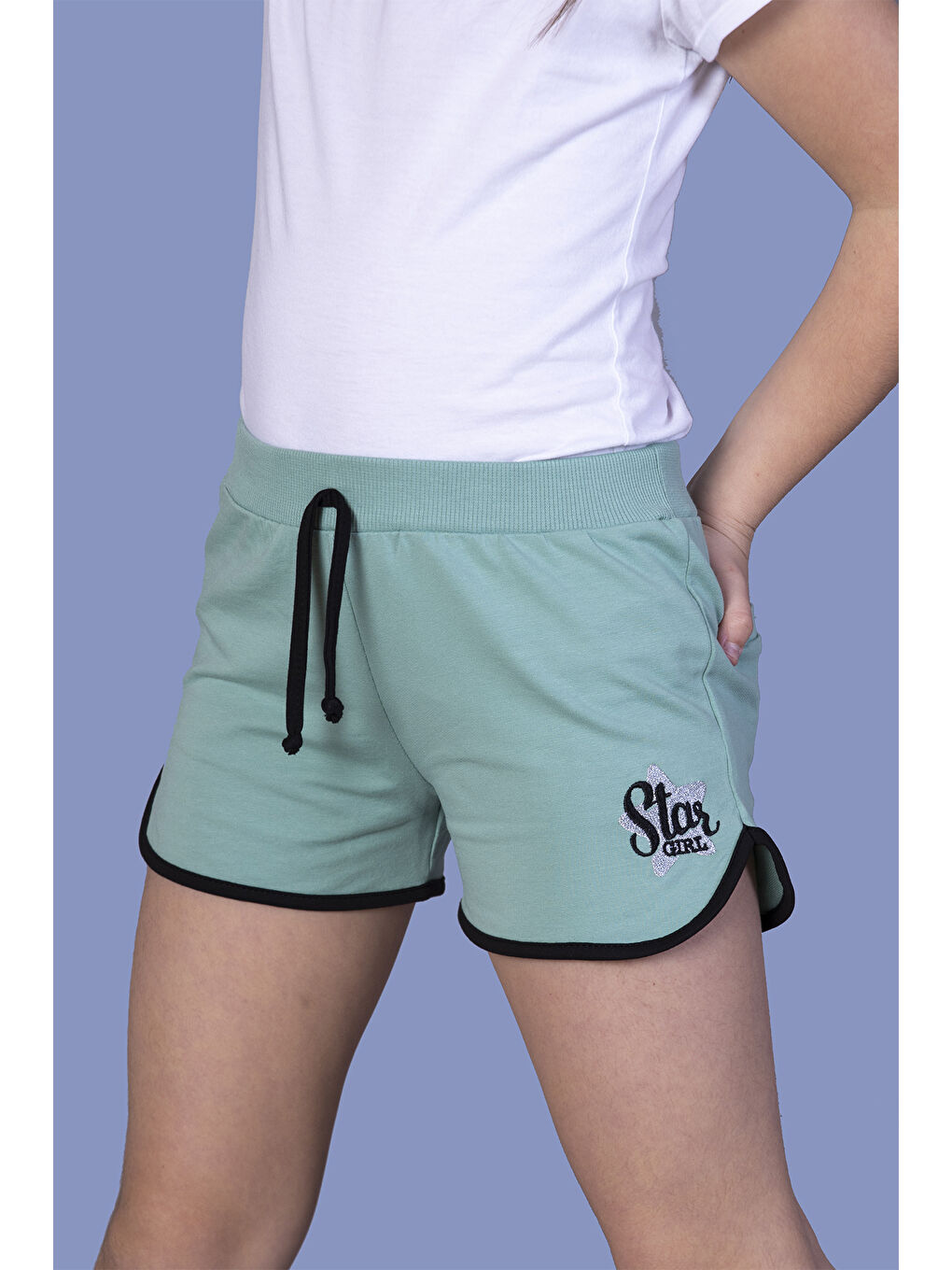 Yeşil Kız Çocuk Star Girl Nakışlı Şort