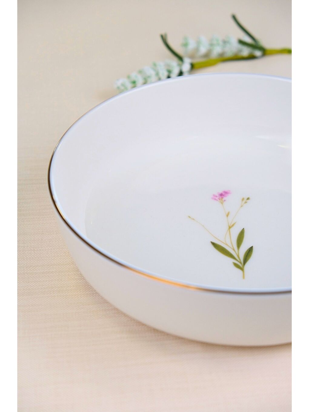 Beyaz Porselen Natura Çuha Altın Yaldızlı Kase 20,50x5cm 1170cc Tekli-2