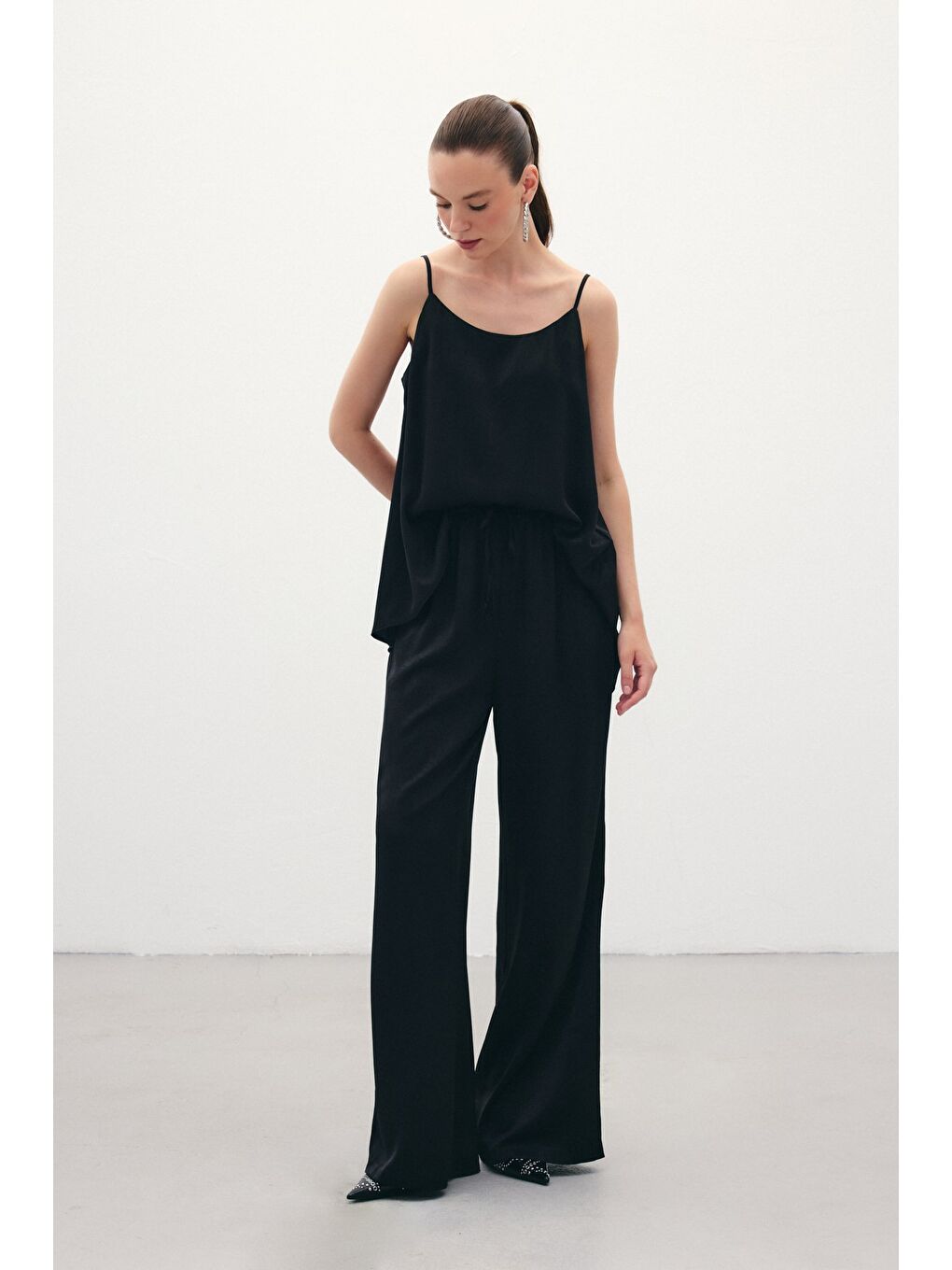 Bağcıklı Salaş Pantolon - Siyah