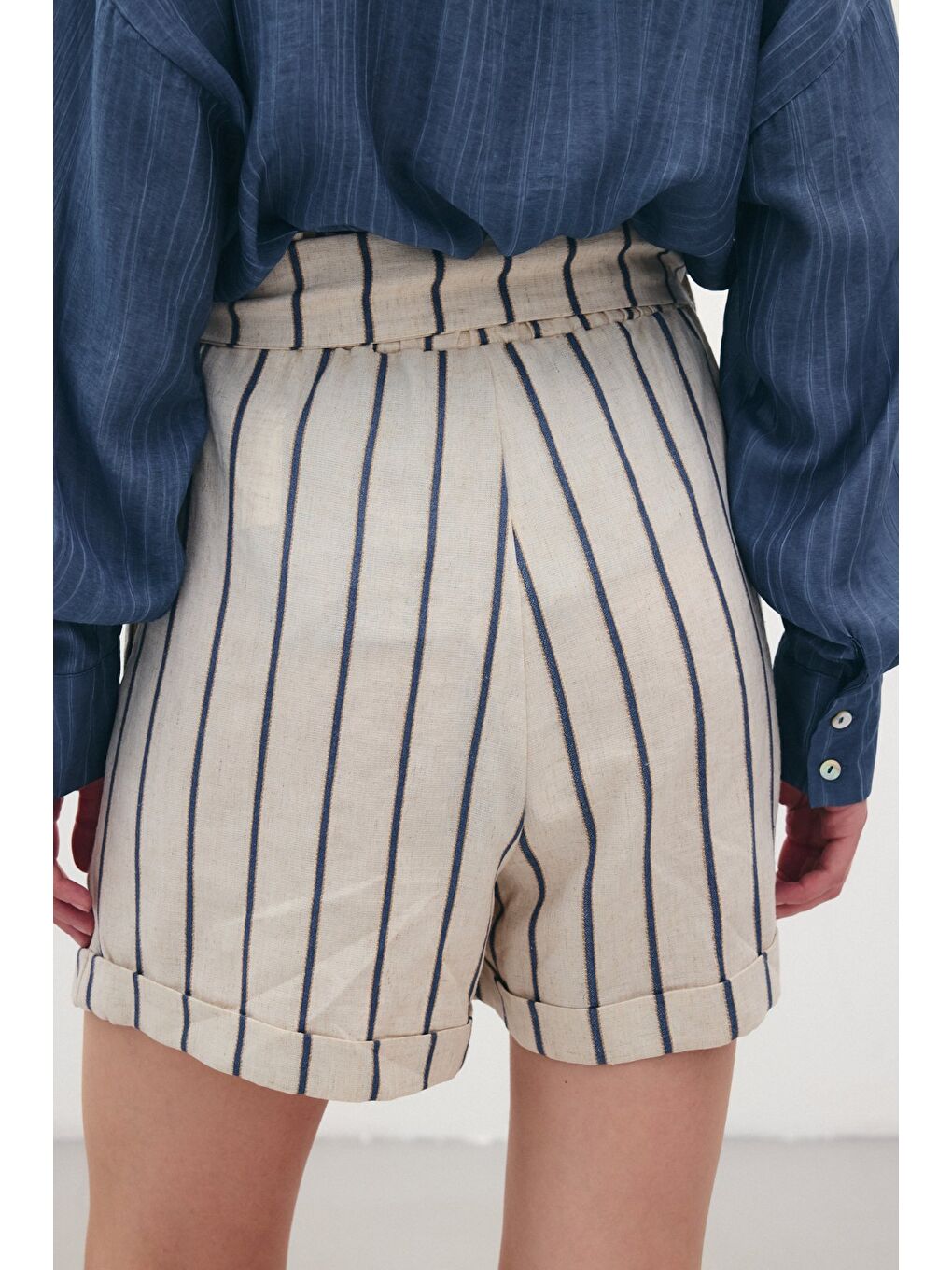 Çizgili Keten Şort - Lacivert-6