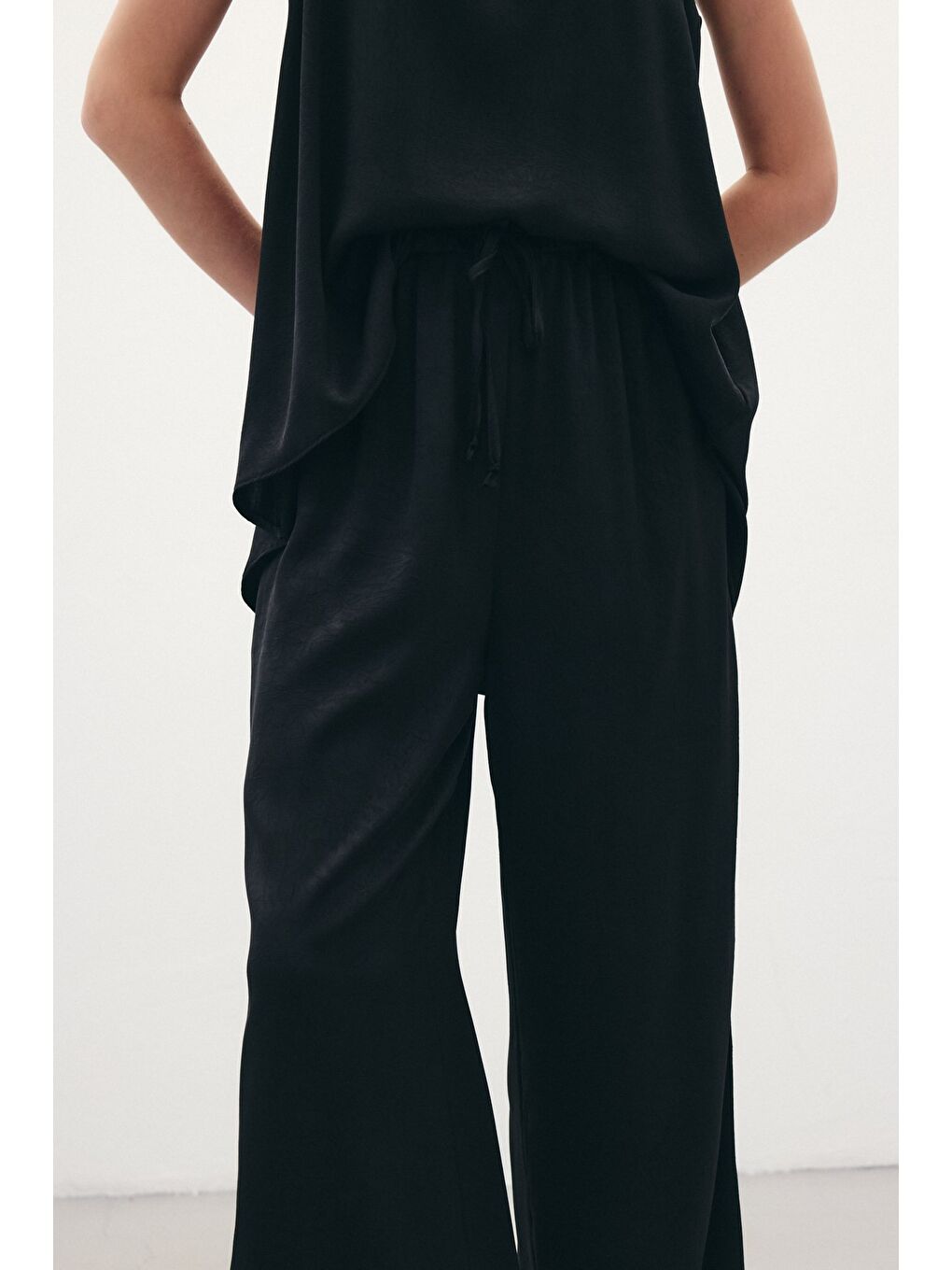 Bağcıklı Salaş Pantolon - Siyah-4