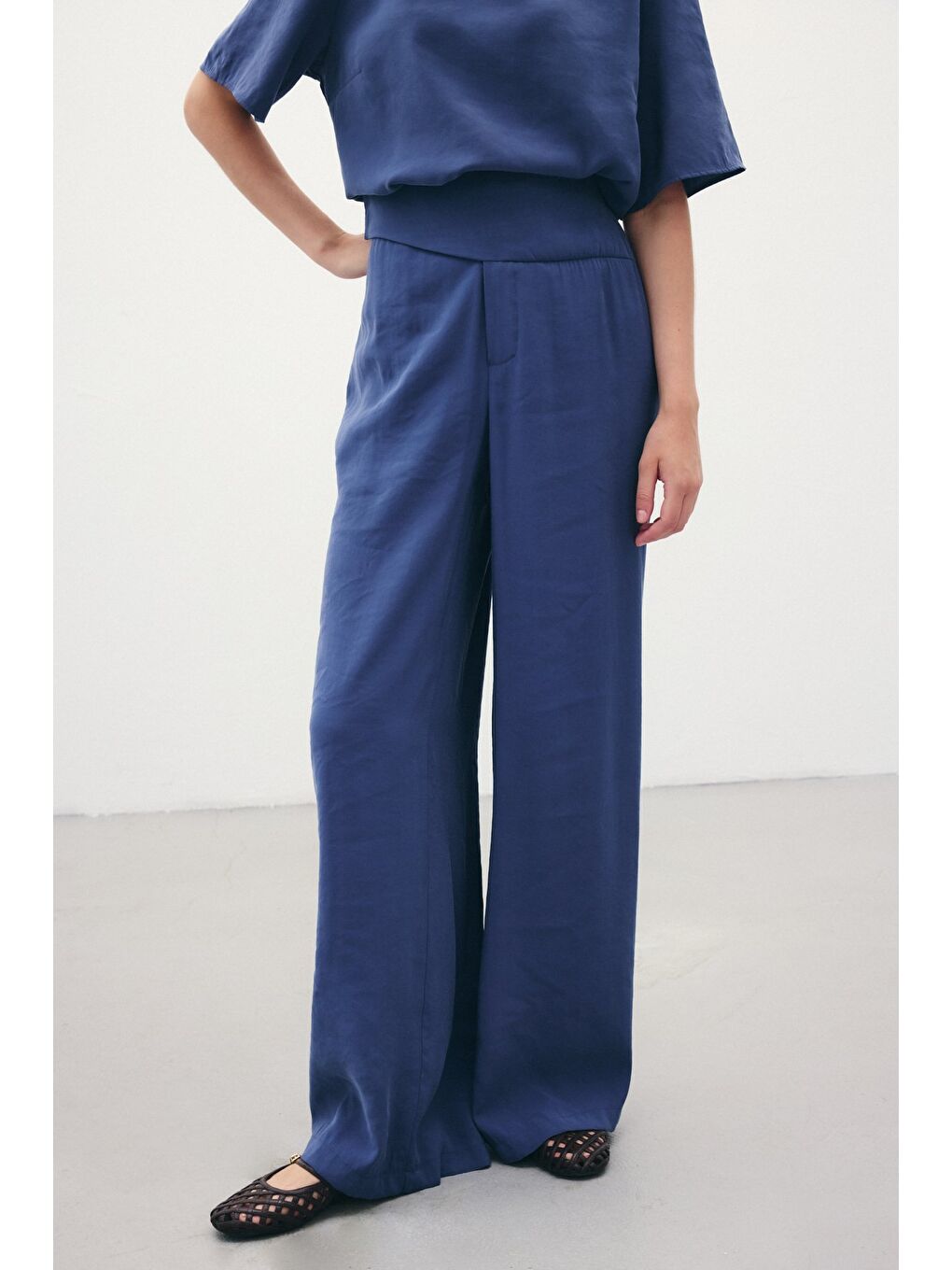 Kemer Detaylı Modal Pantolon - İndigo-5