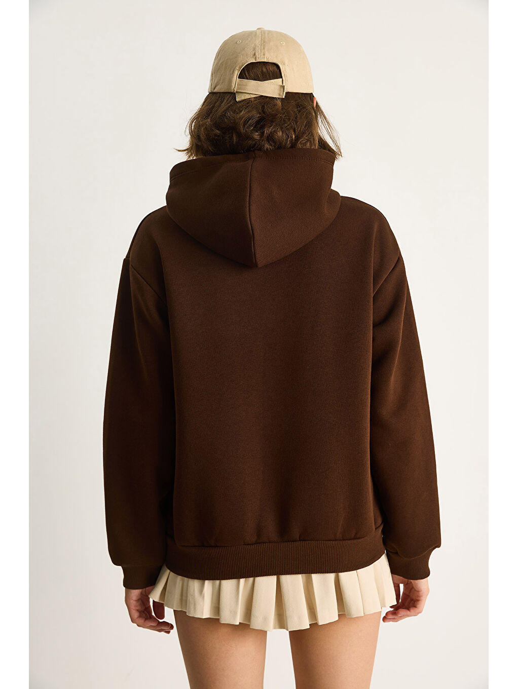 Kahverengi Kadın Nakış İşlemeli Kapüşonlu Kanguru Cepli Sweatshirt-6