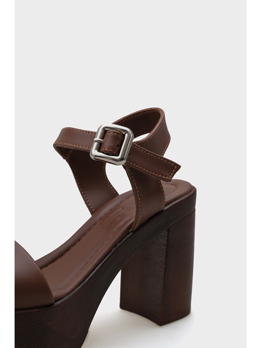 Kahverengi Dolores Platform Tek Bantlı Kadın Sandalet-3