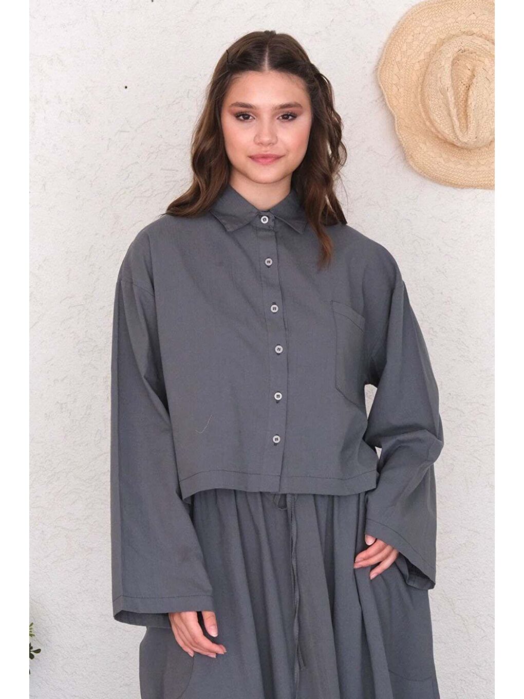 Antrasit Organik Keten Cepli Crop Gömlek