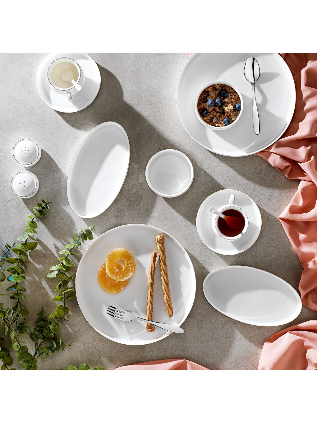 Beyaz Superfine Bone Lumiere Kahvaltı Takımı 32 Parça-Gold