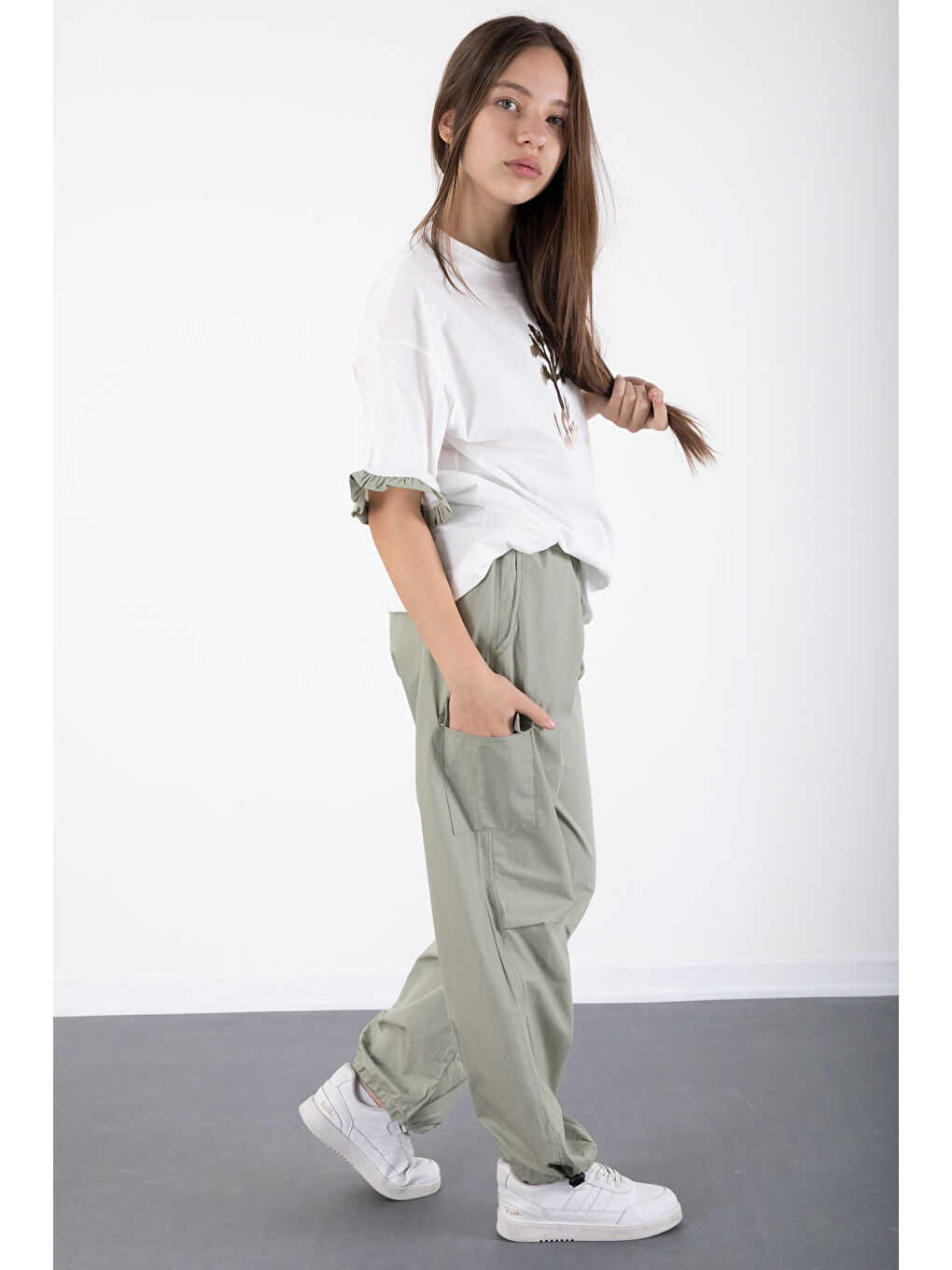 Haki Kız Çocuk Tişört ve Kargo Cepli Pantolonlu 2'li Takım 20395-4