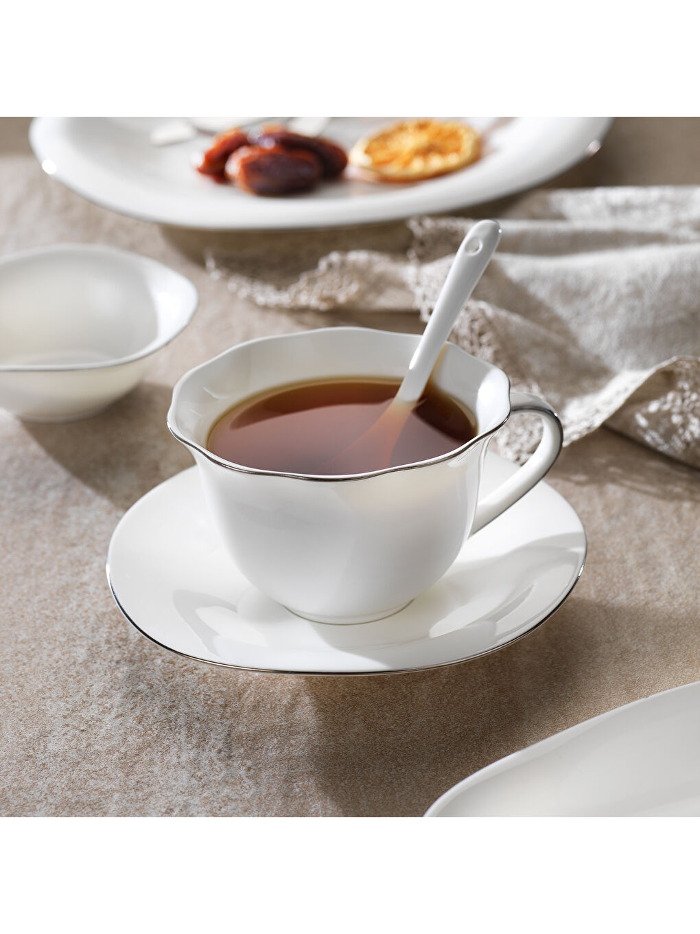 Beyaz Superfine Bone Elixir Kahvaltı Takımı 32 Parça-Platin-2