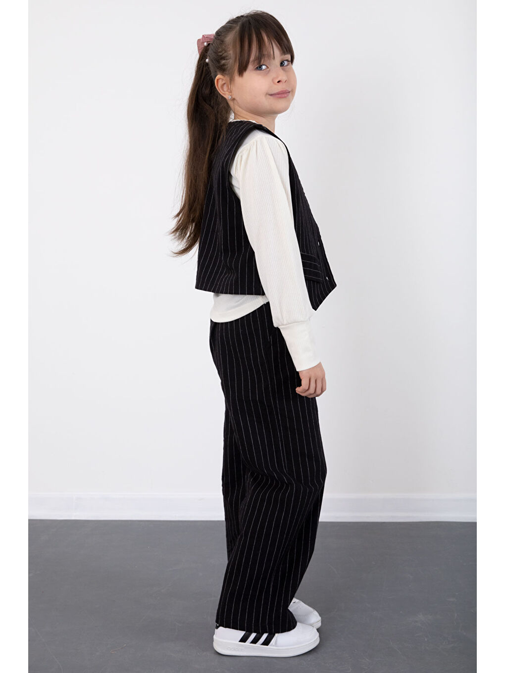 Siyah Çizgi Desenli Yelekli Geniş Paça Pantolonlu Kız Çocuk Badili 3lü Takım 20493-2