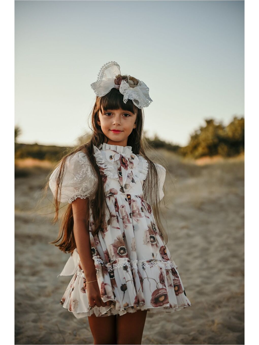 Kahverengi Çiçek Baskılı Kız Çocuk Taç Aksesuarlı Kısa Elbise-3