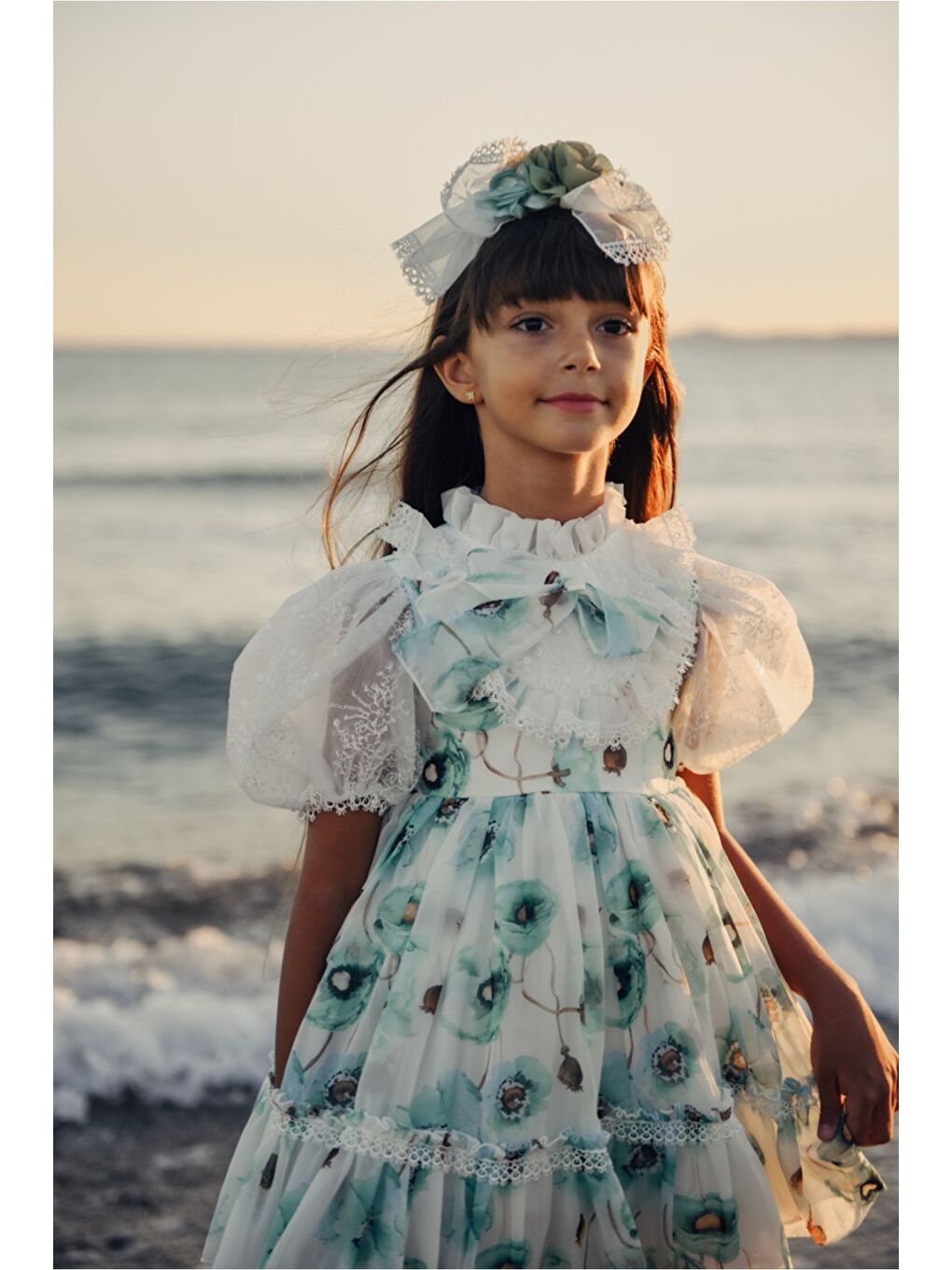 Yeşil Çiçek Baskılı Kız Çocuk Taç Aksesuarlı Kısa Elbise-3