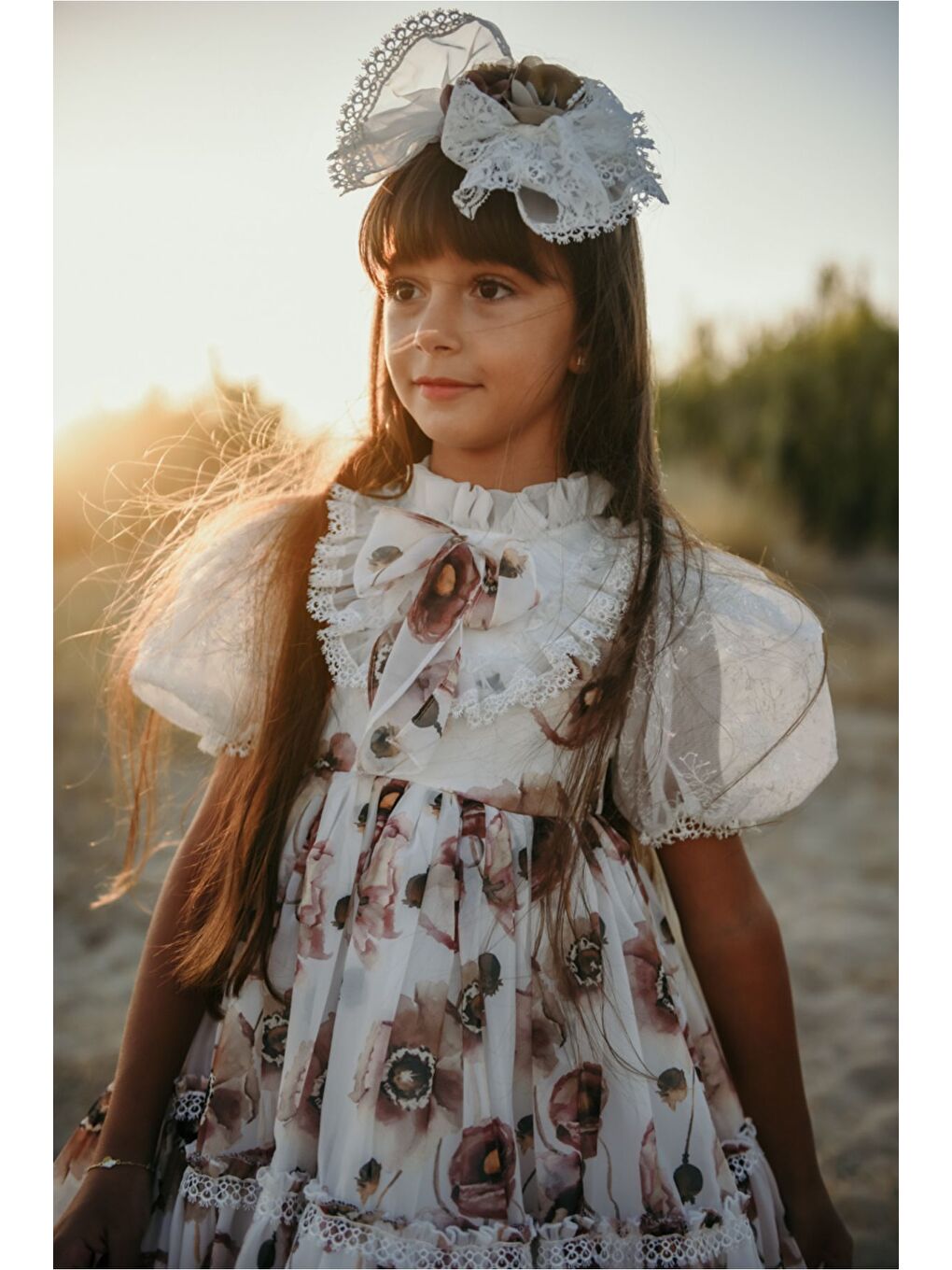 Kahverengi Çiçek Baskılı Kız Çocuk Taç Aksesuarlı Kısa Elbise-7