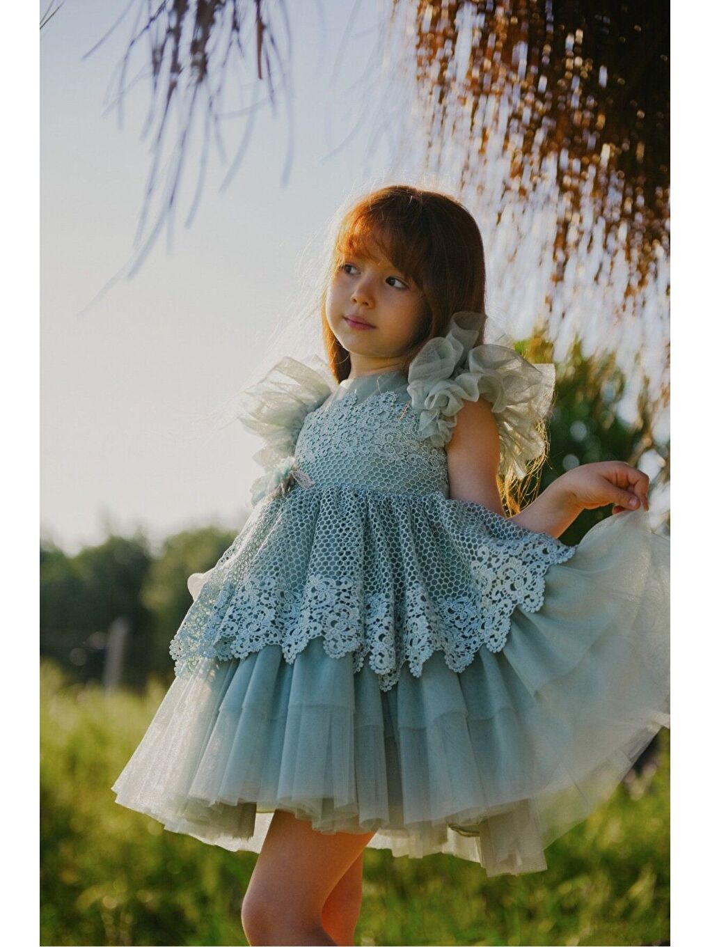 Yeşil Dantel ve Tül Detaylı Prenses Kız Çocuk Elbisesi_M2402-4