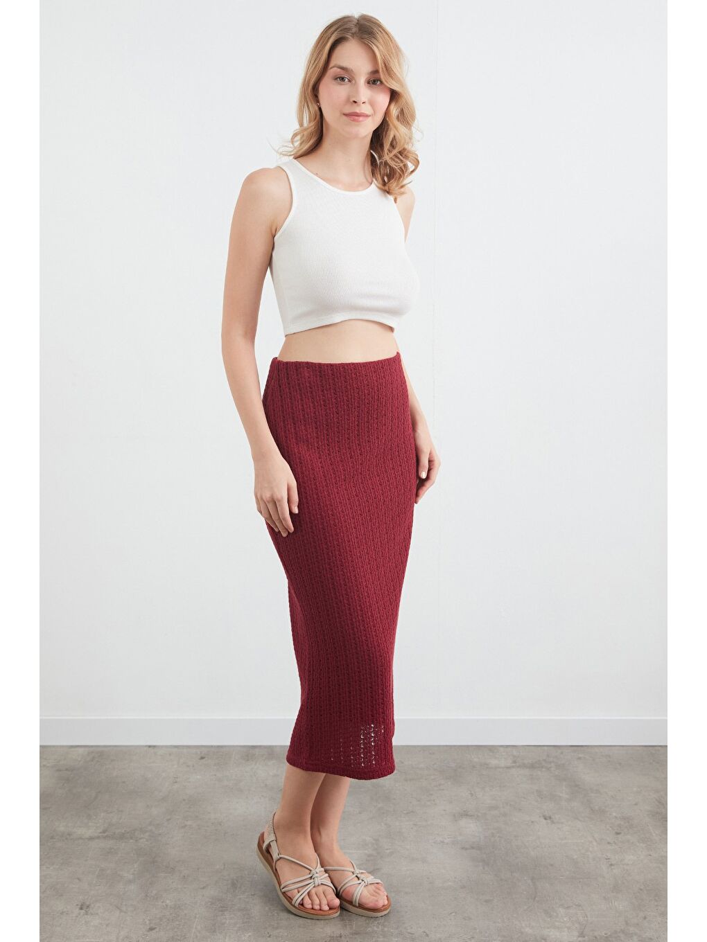 Bordo Beli Lastikli Triko Etek-3