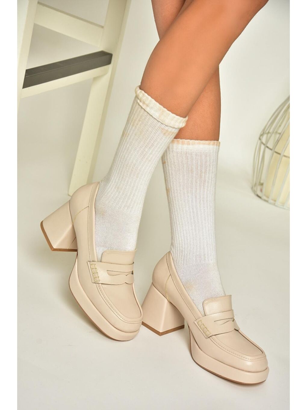 T5690137 Bej Kadın Topuklu Ayakkabı-1