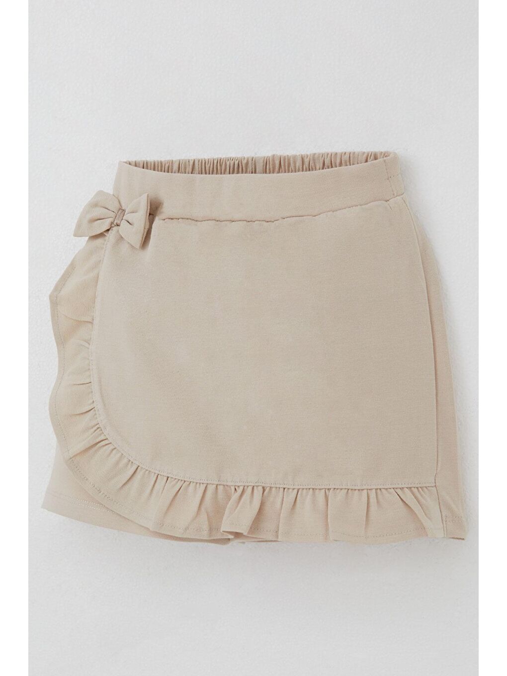 Kız Çocuk Şort Etek Fiyonk Aksesuarlı Fırfırlı Bej (6-10 Yaş)-2