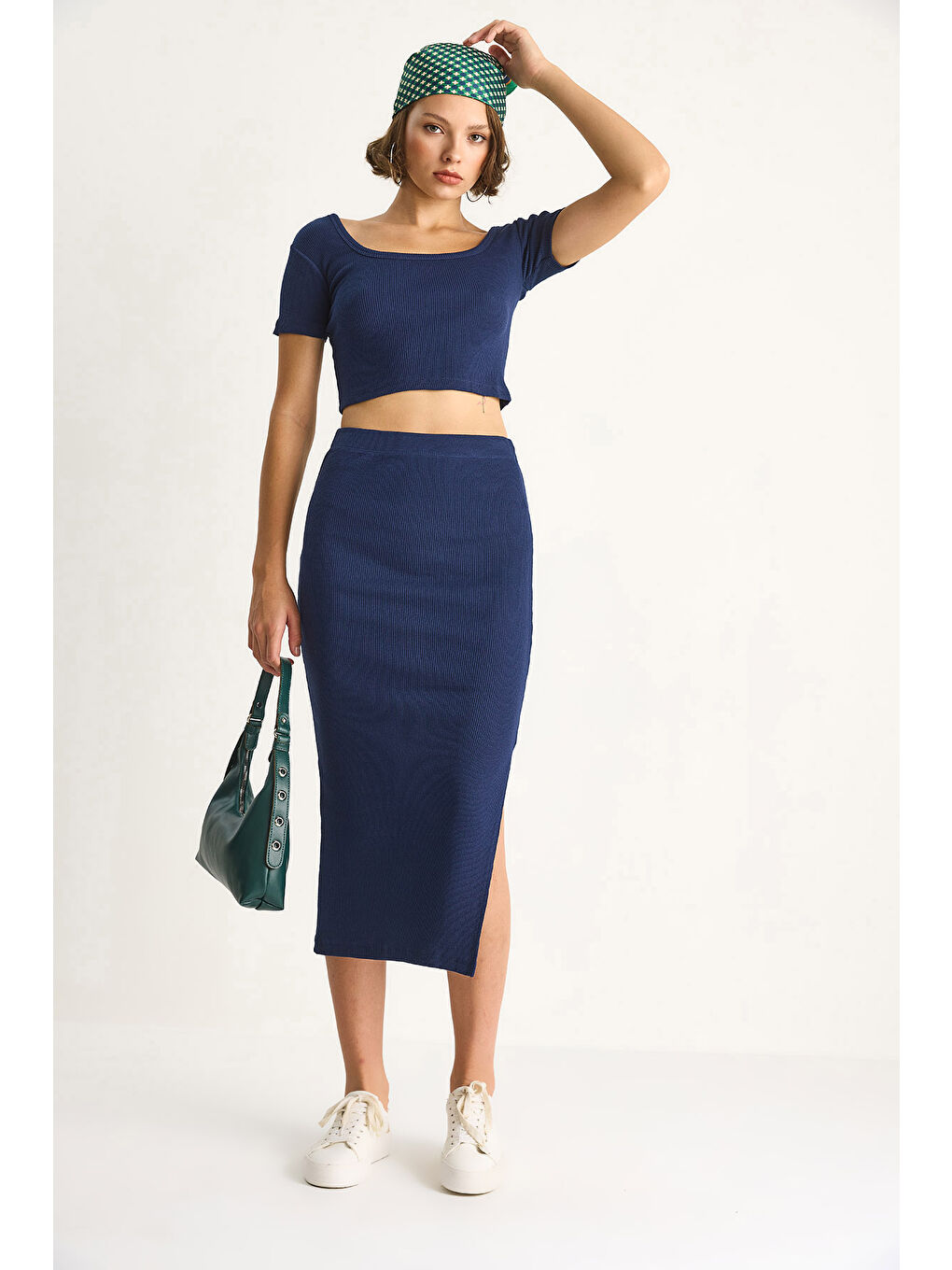 Lacivert Kadın Kare Yaka Kısa Kollu Crop Yırtmaç Detaylı Kaşkorse Alt-Üst Takım-5