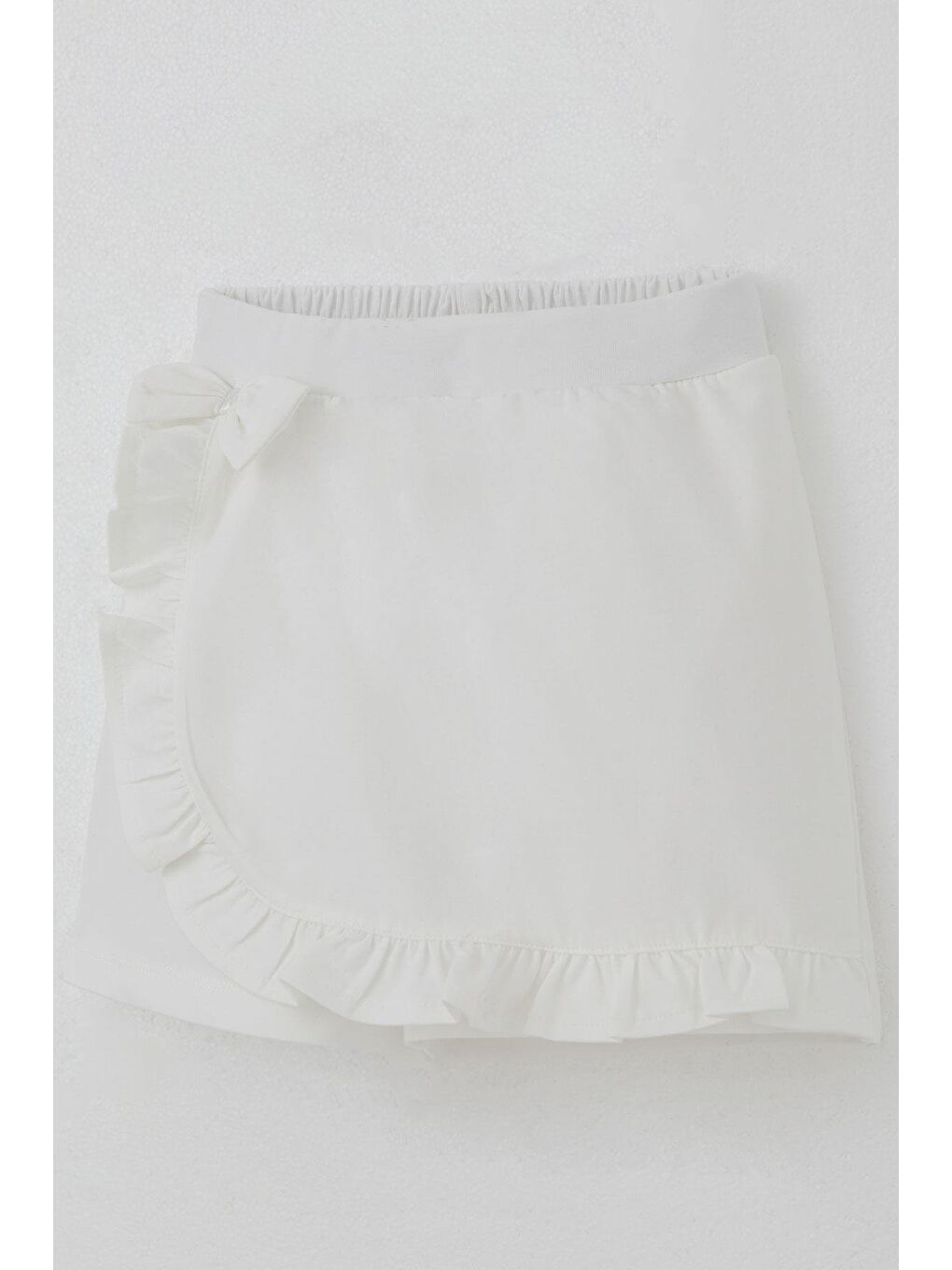 Kız Çocuk Şort Etek Fiyonk Aksesuarlı Fırfırlı Ekru (6-10 Yaş)-2
