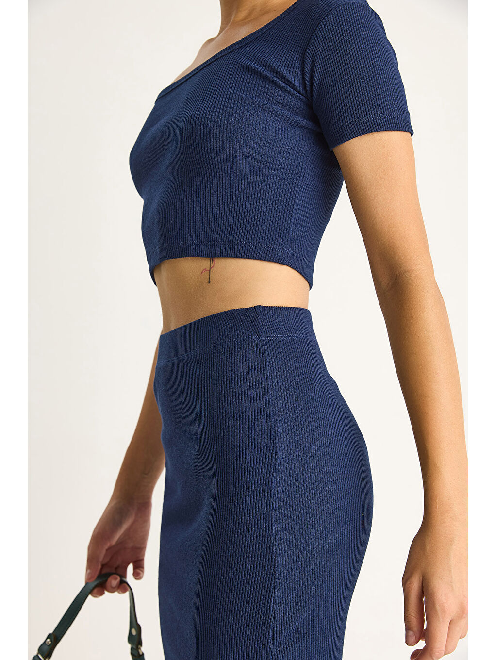 Lacivert Kadın Kare Yaka Kısa Kollu Crop Yırtmaç Detaylı Kaşkorse Alt-Üst Takım-7