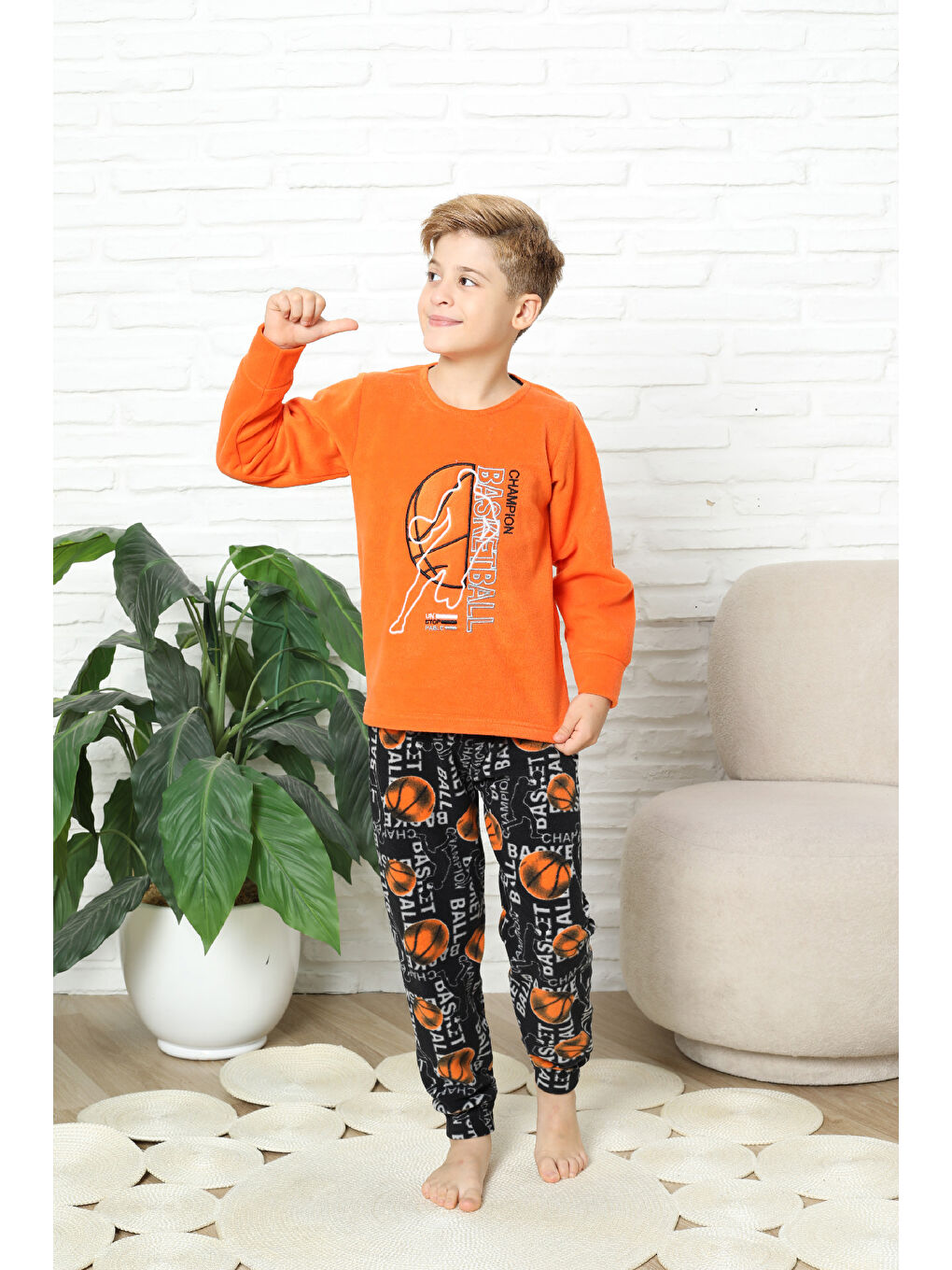 Turuncu Erkek Çocuk Welsoft/Polar Kumaş Pijama Takımı 12491