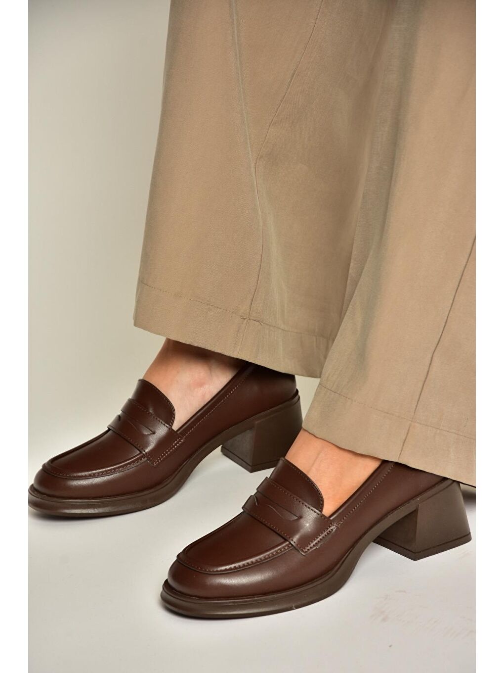 T8201453 Kahverengi Kadın Topuklu Ayakkabı-5