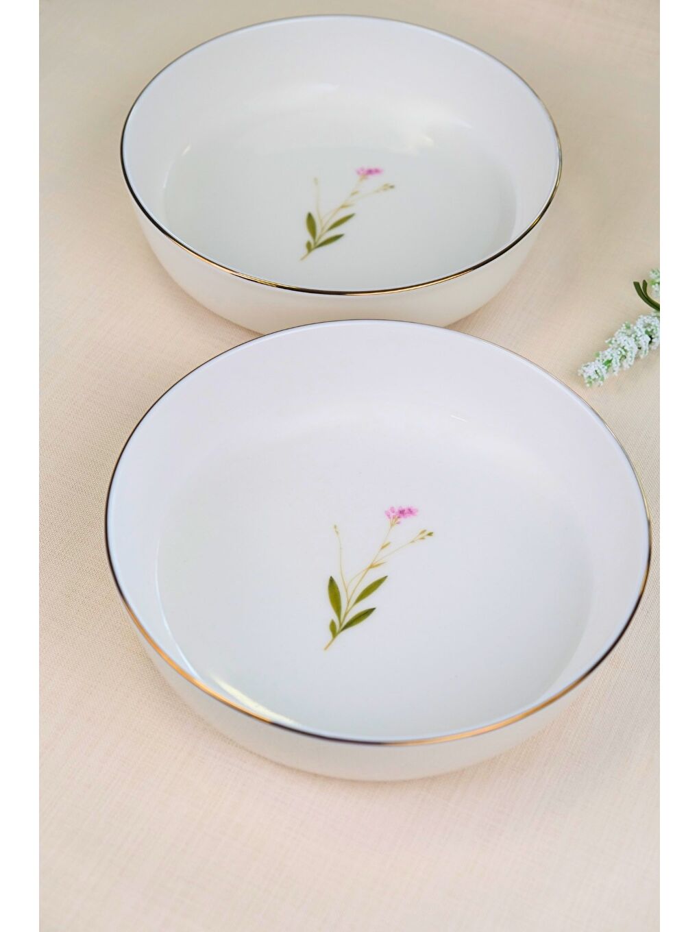 Beyaz Porselen Çuha Altın Yaldızlı Kase 20,50x5cm 1170cc 2 Lİ-1