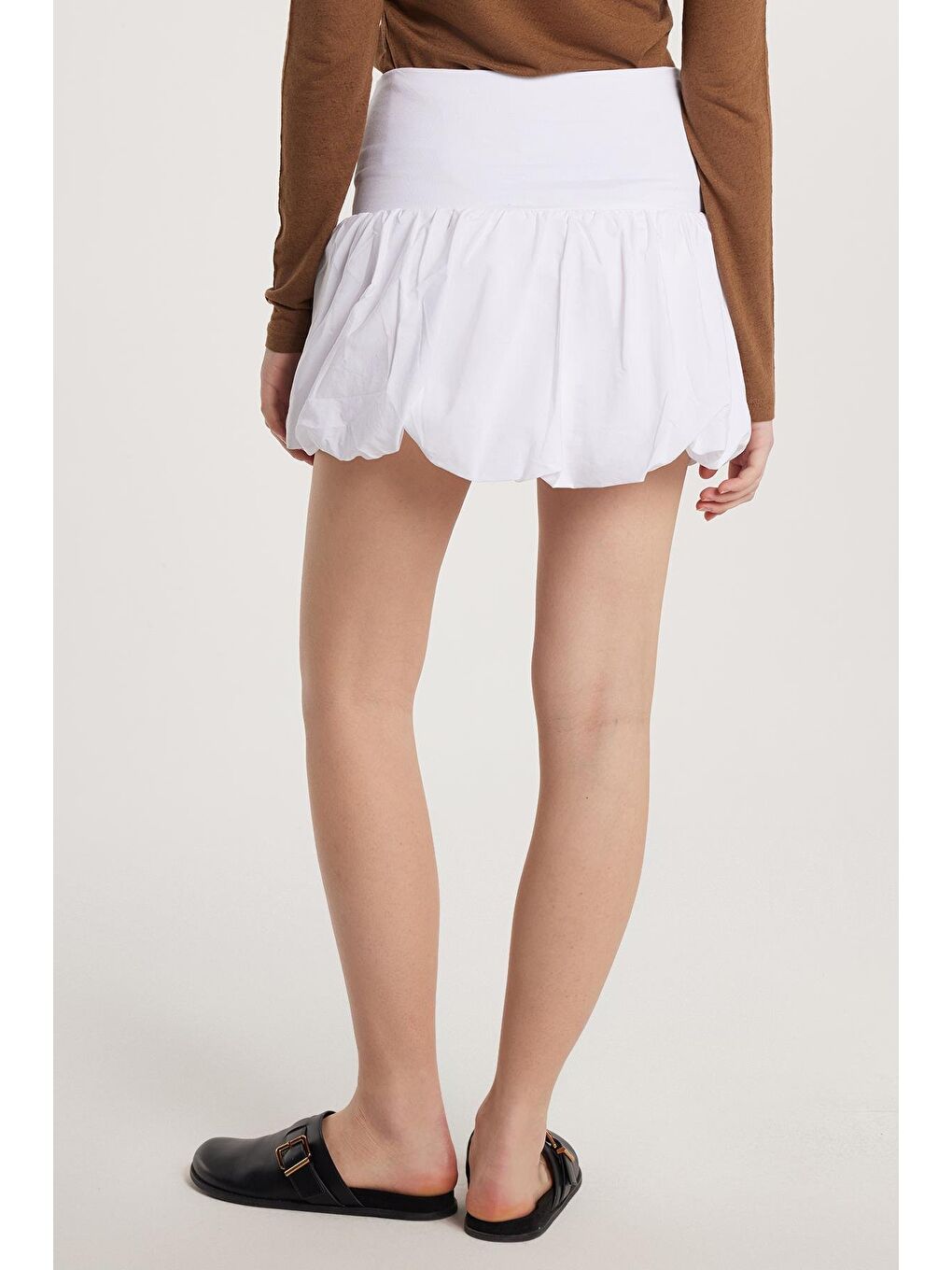 Kadın Slim Fit Pamuklu Lastikli Balon Mini Boy Beyaz Etek-4