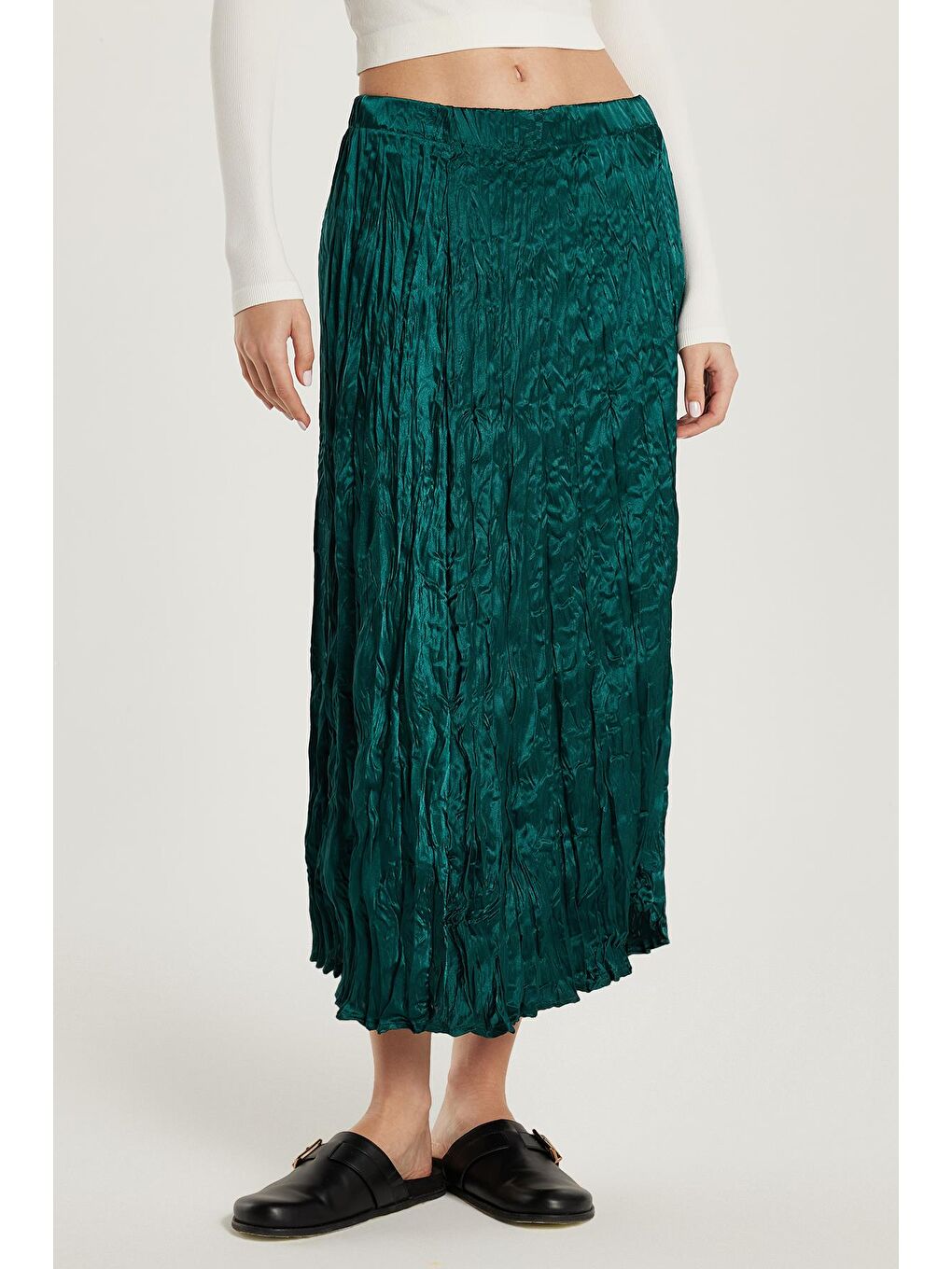 Kadın Regular Fit Desenli Saten Yeşil Etek