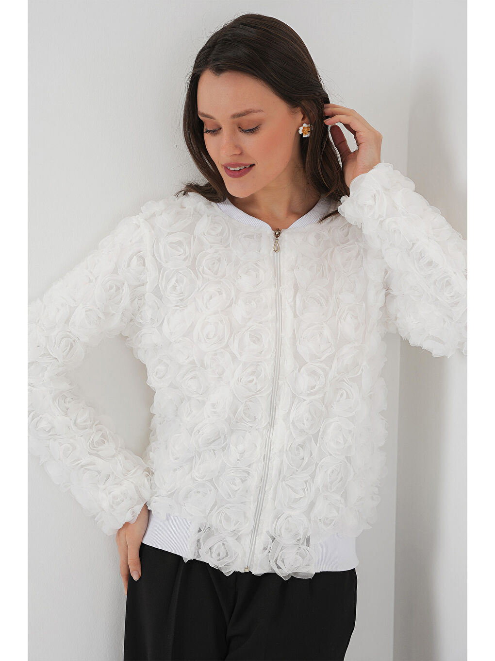 0719 Güllü Ceket - Beyaz-2